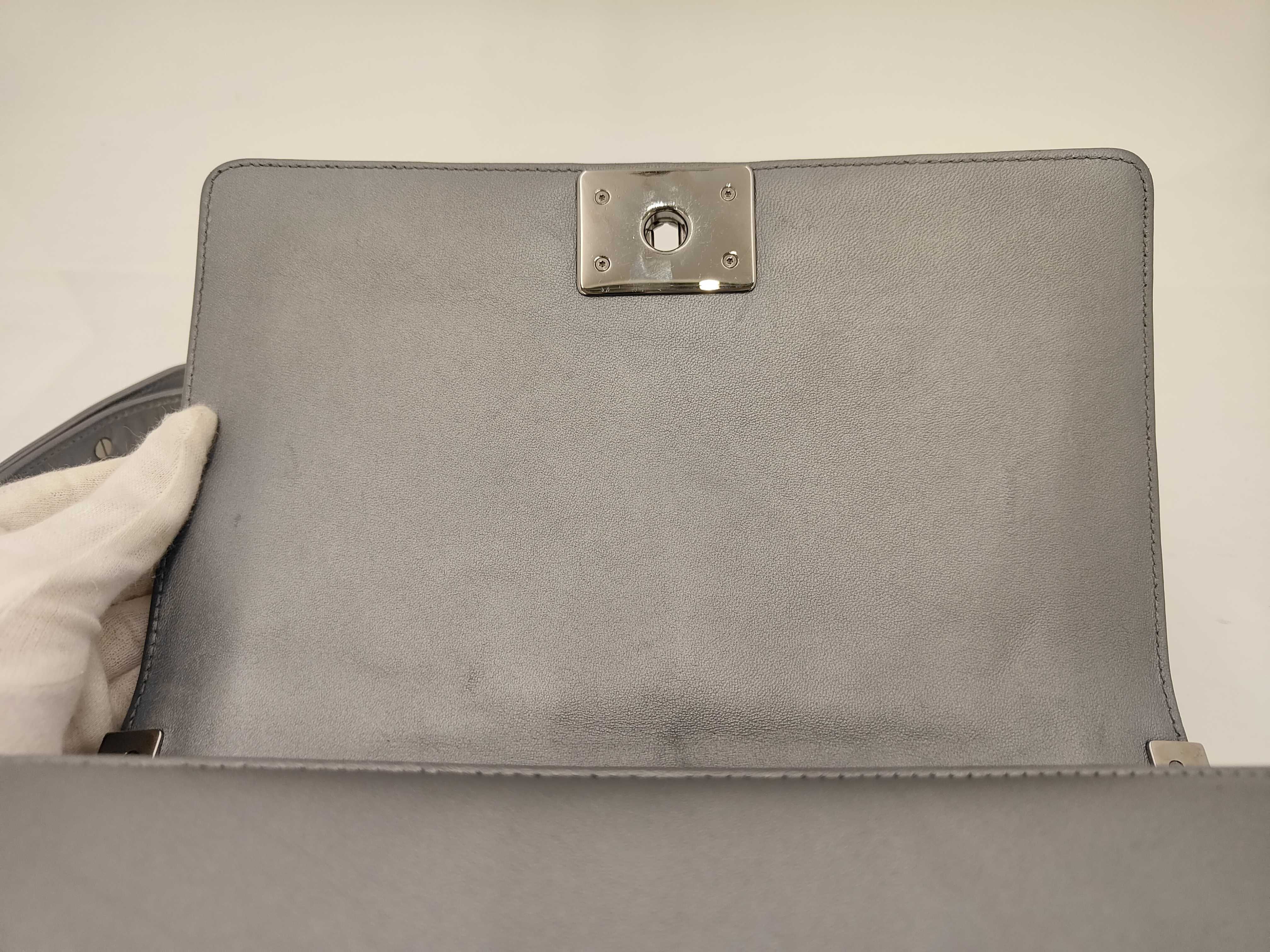 Boy Chanel Tweed x Lambskin Chain Shoulder Bag — view 8