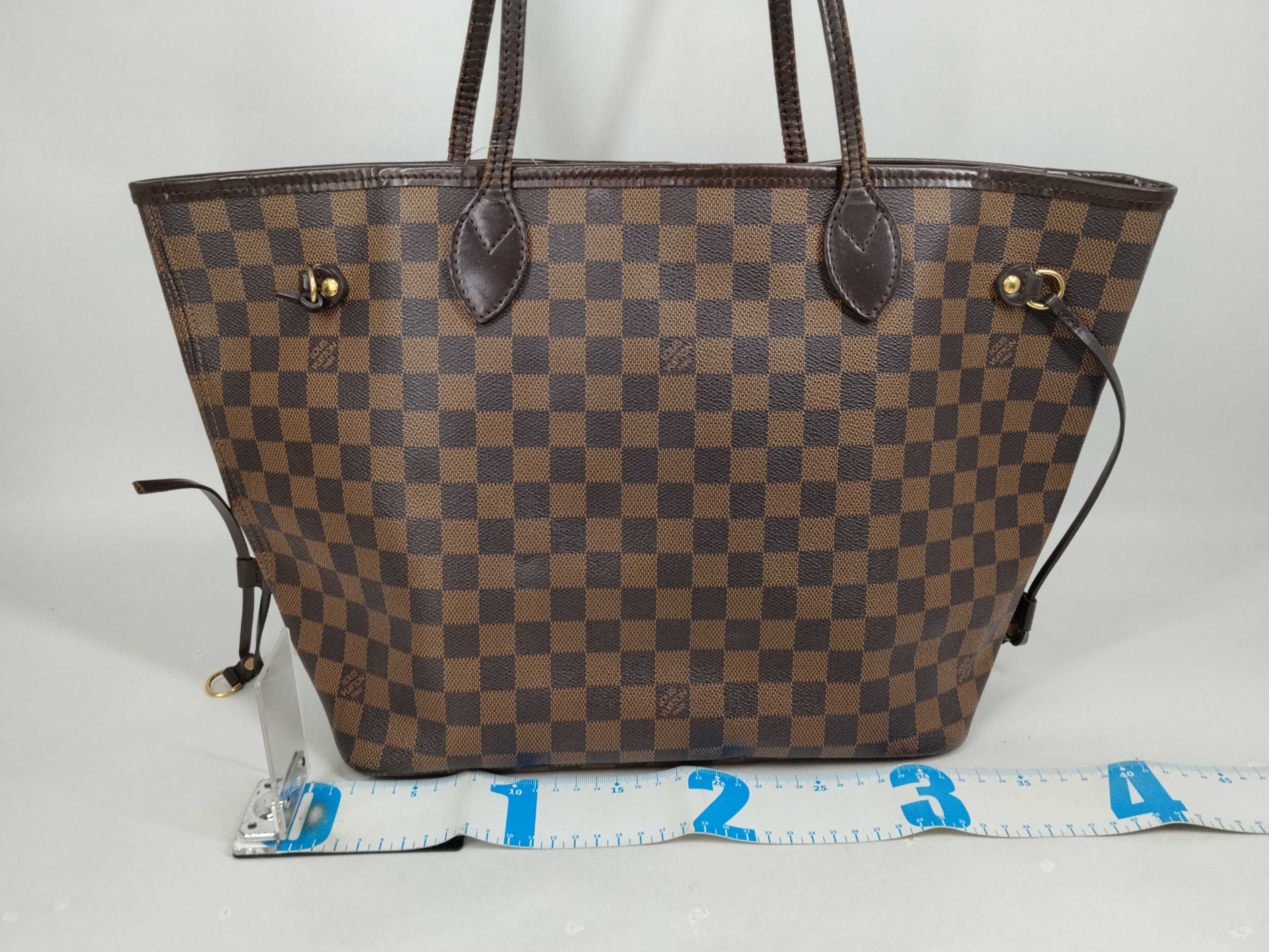 Damier N51105 Neverfull MM Tote Bag — view 2