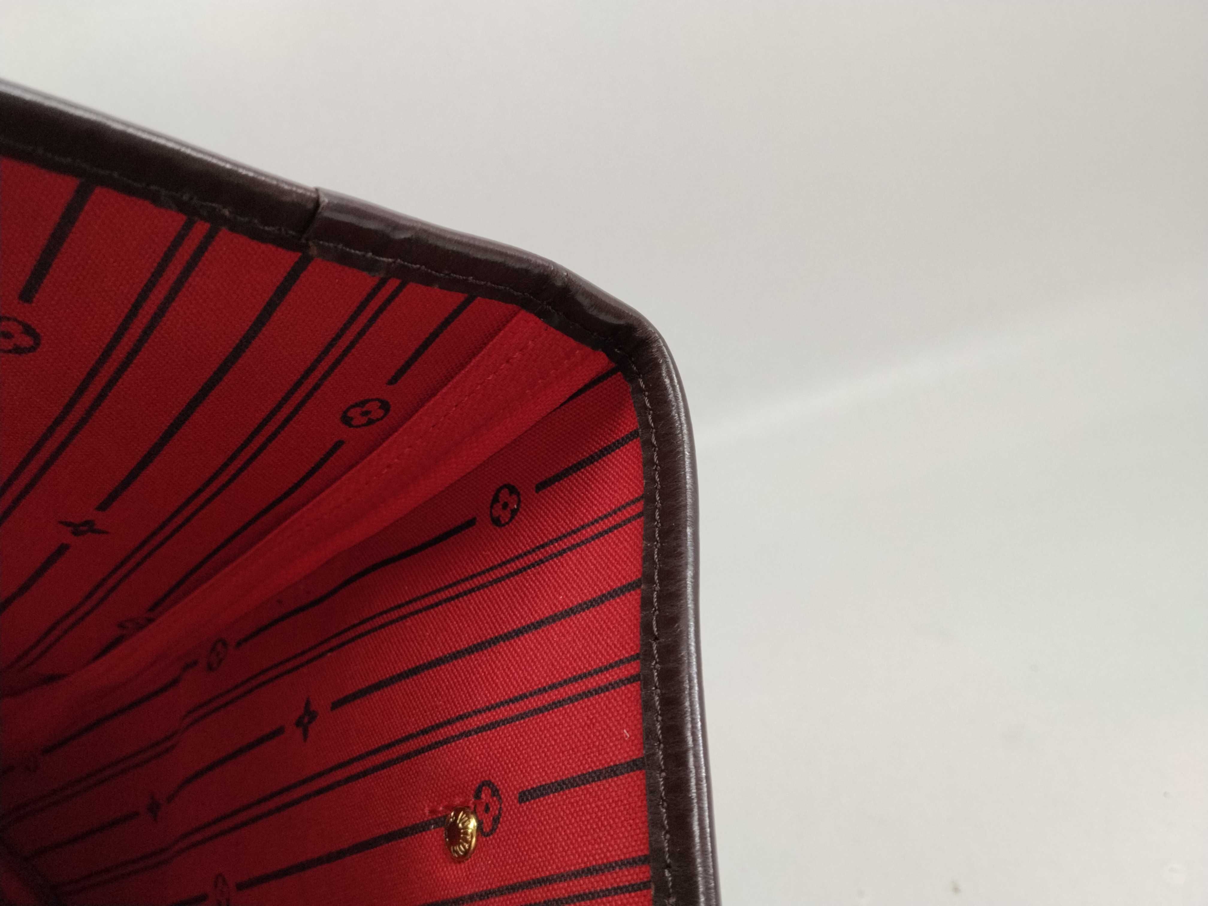 Damier N51105 Neverfull MM Tote Bag — view 11