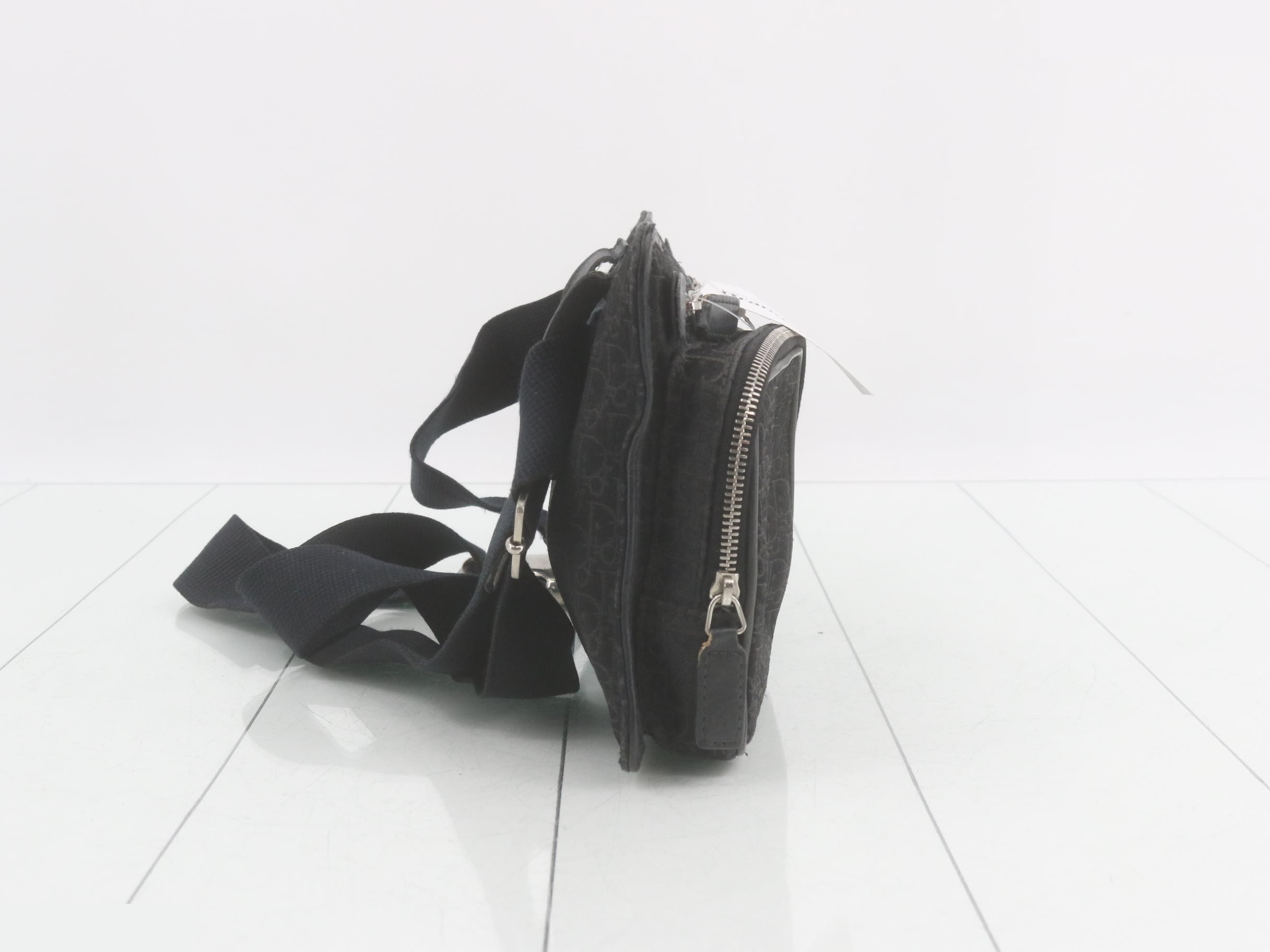 Trotter (bag) - Waist bag, black — view 4