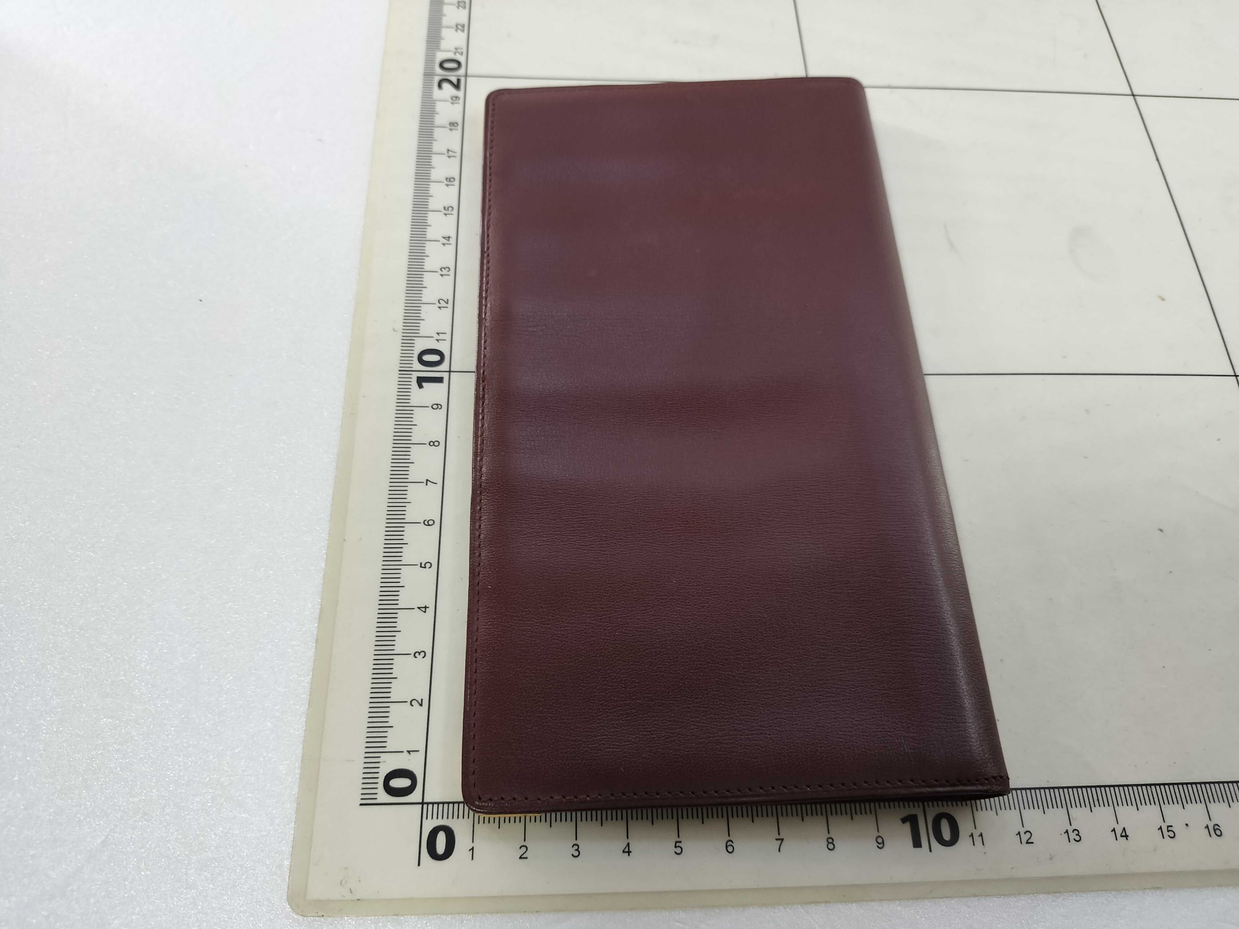 wallet, in box. — view 2