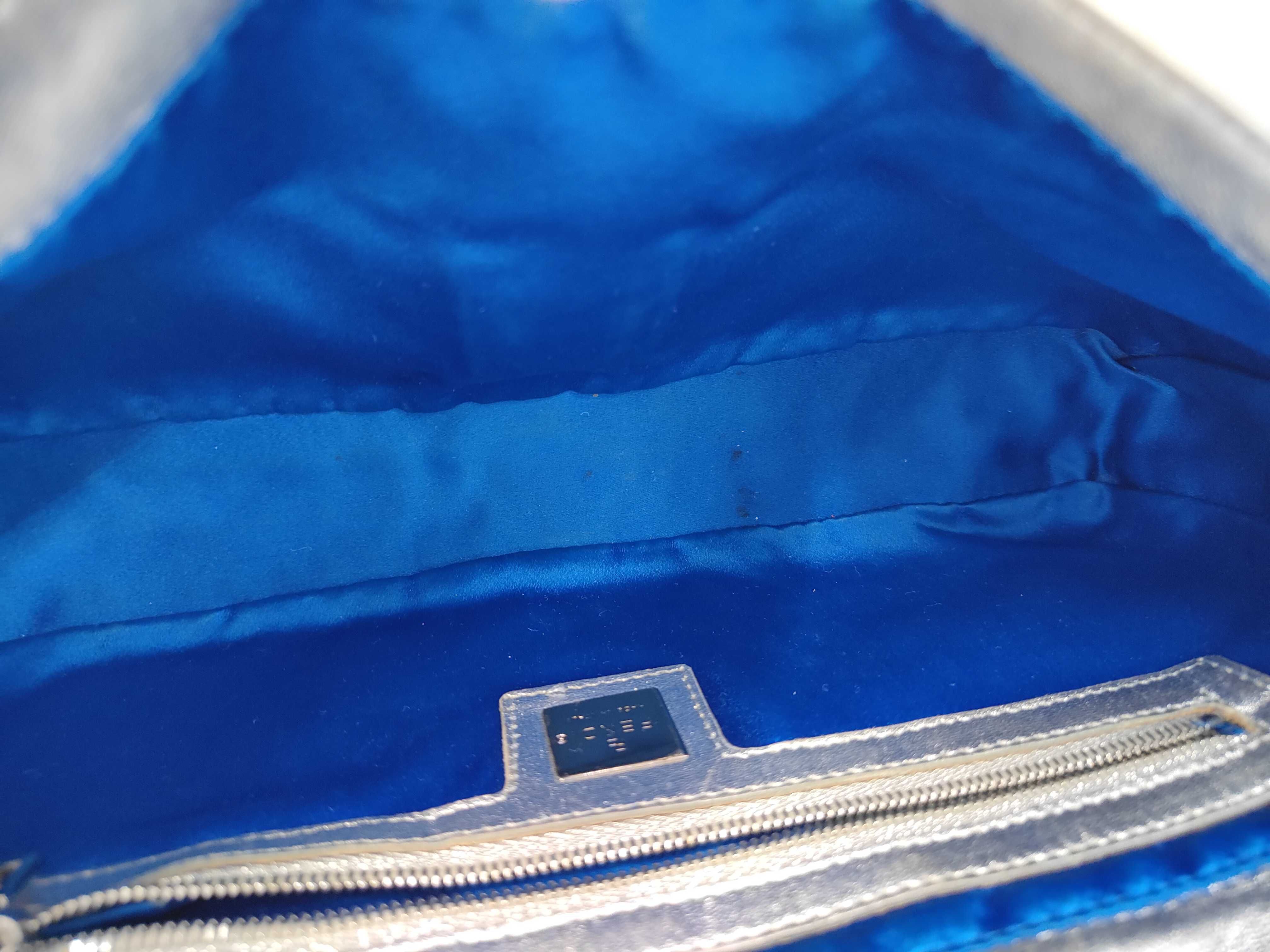 Mamma Bucket Silver Shoulder Bag — view 12