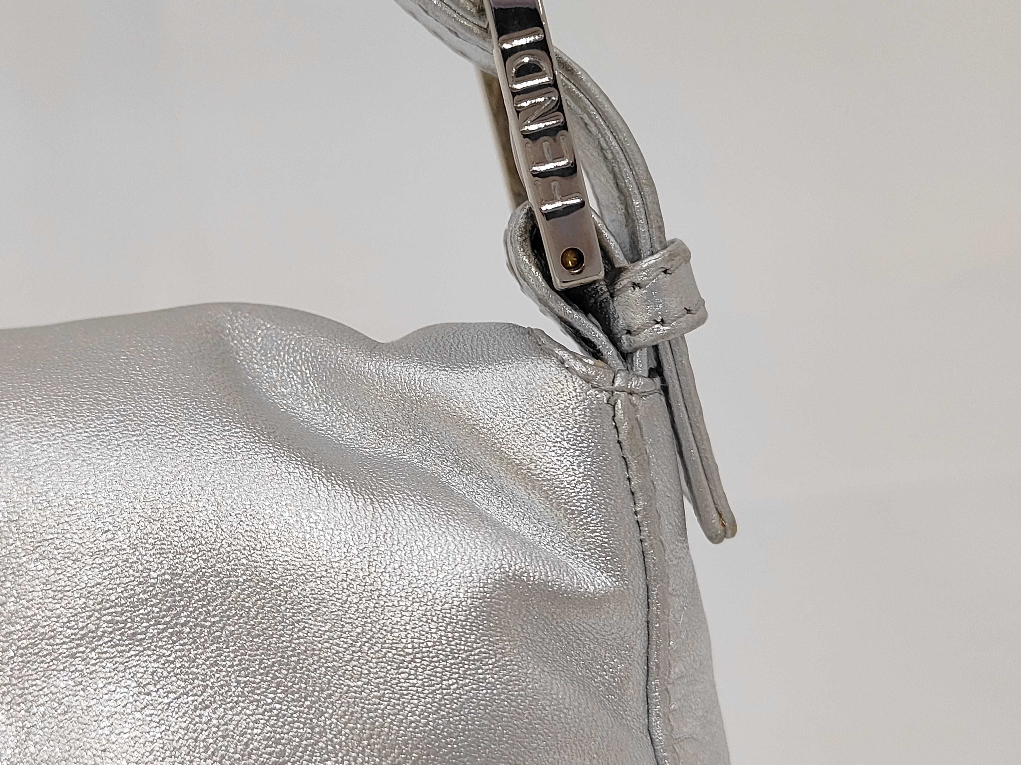 Mamma Bucket Silver Shoulder Bag — view 3