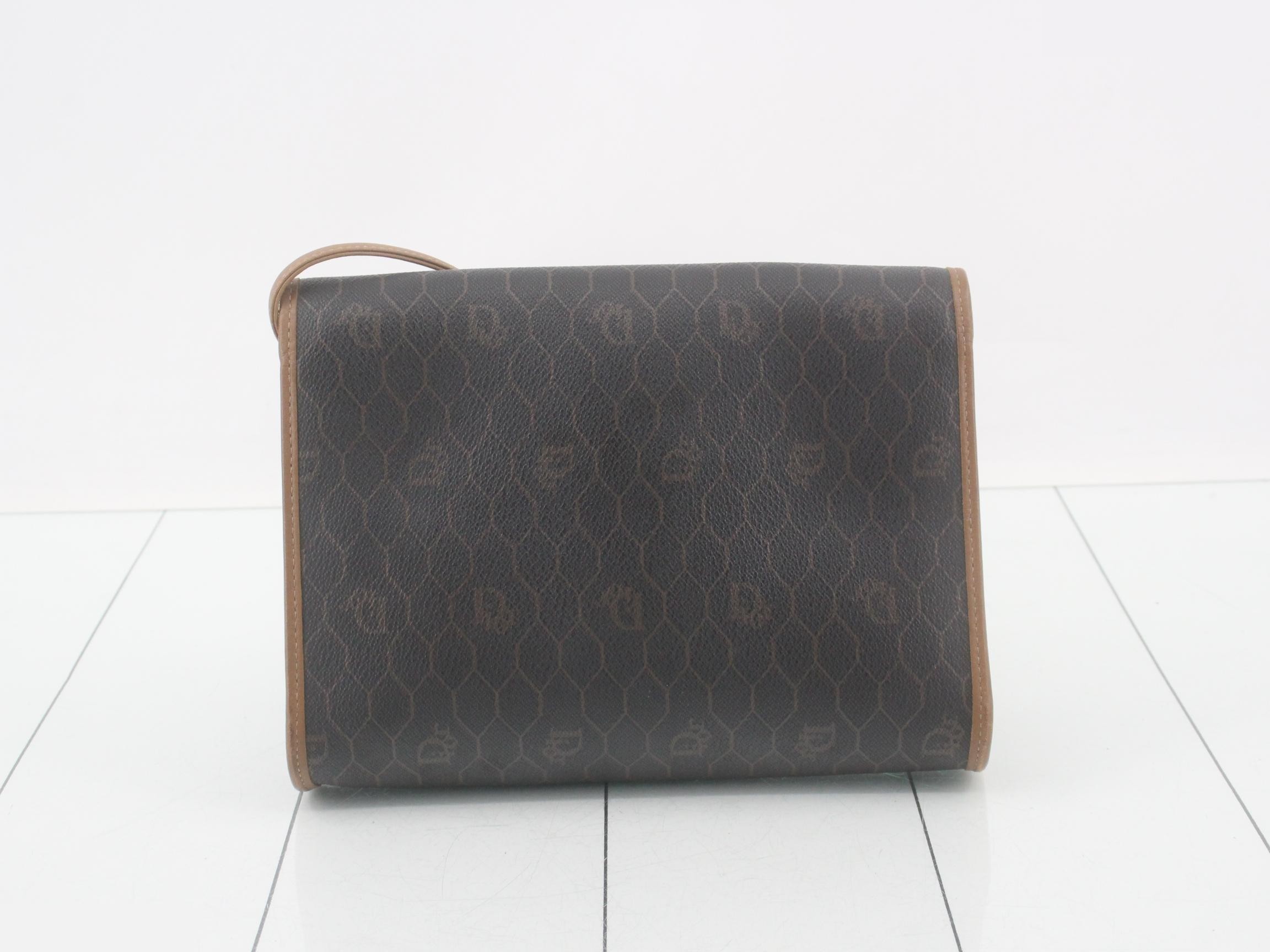 Honeycomb pattern shoulder bag — view 2