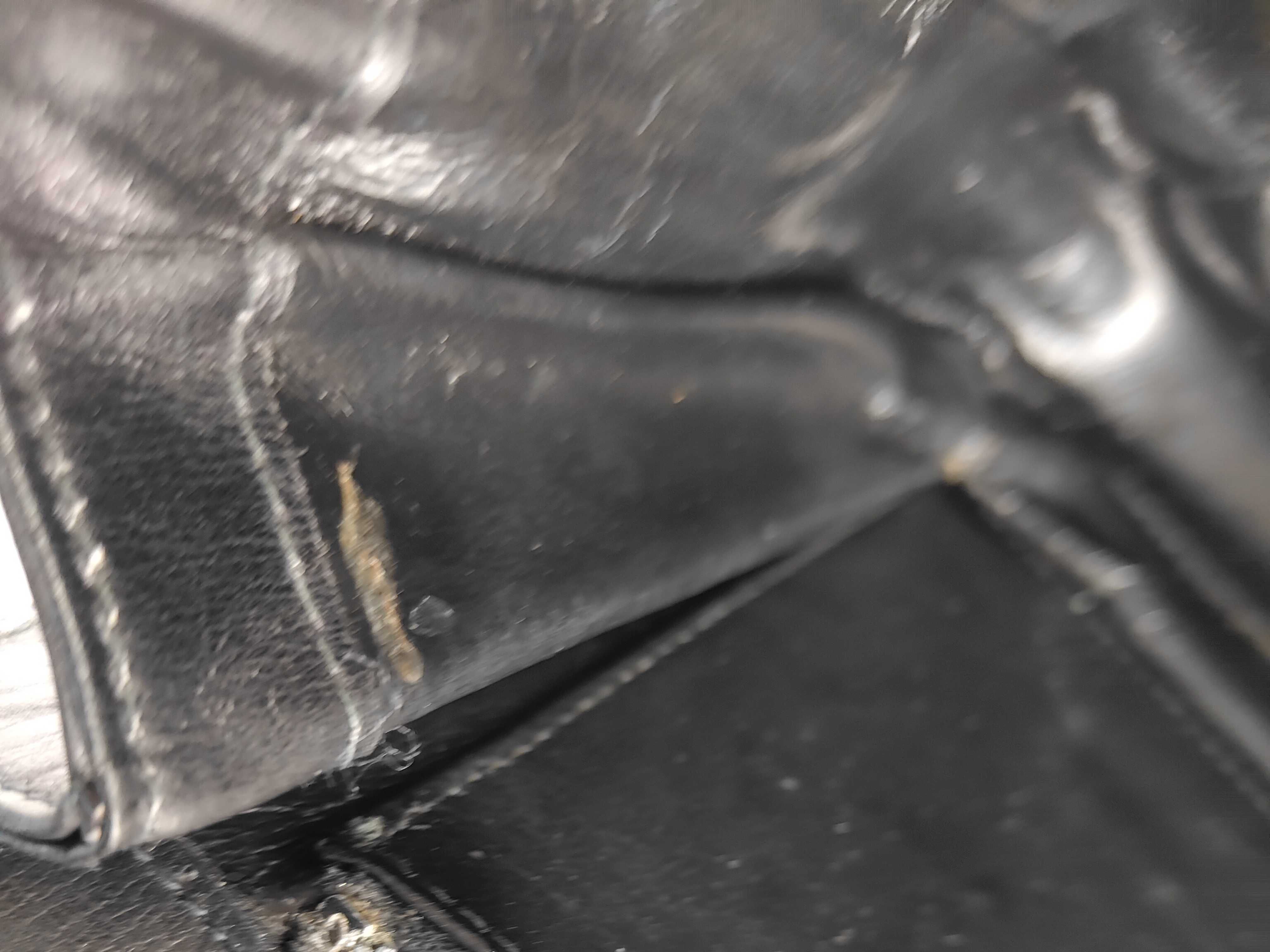 Old Suede Shoulder Bag — view 11
