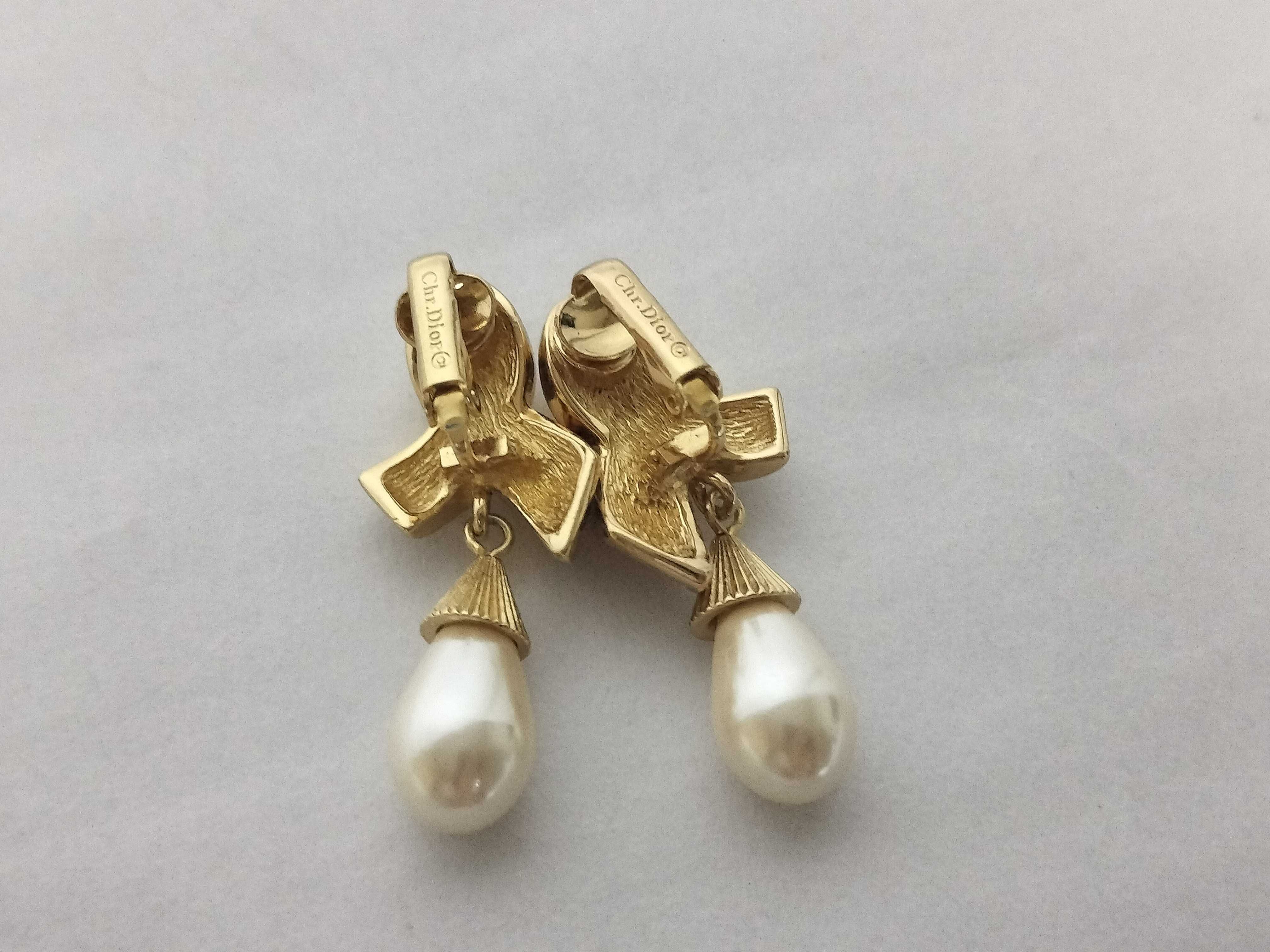 earrings — view 2