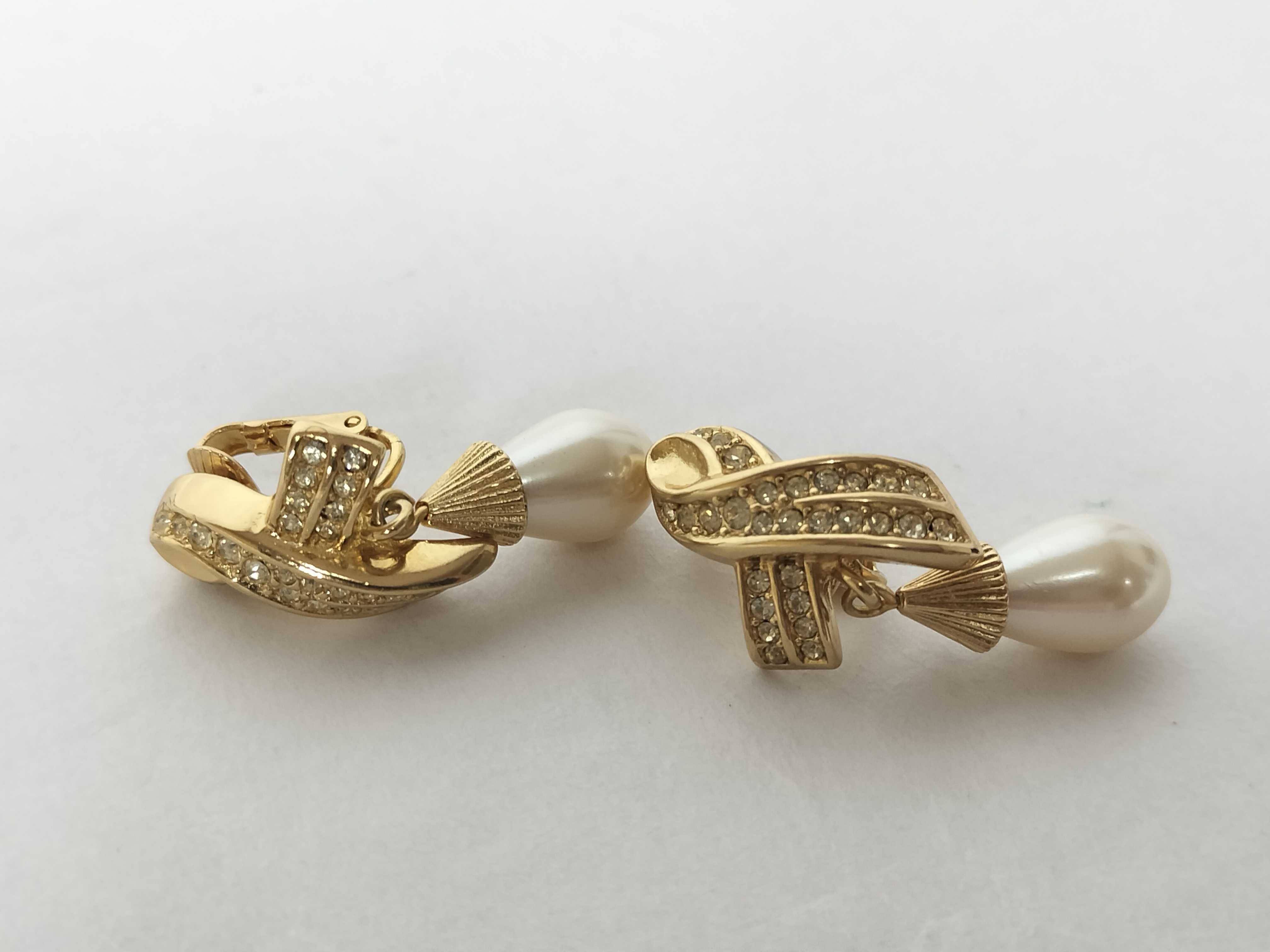 earrings — view 6