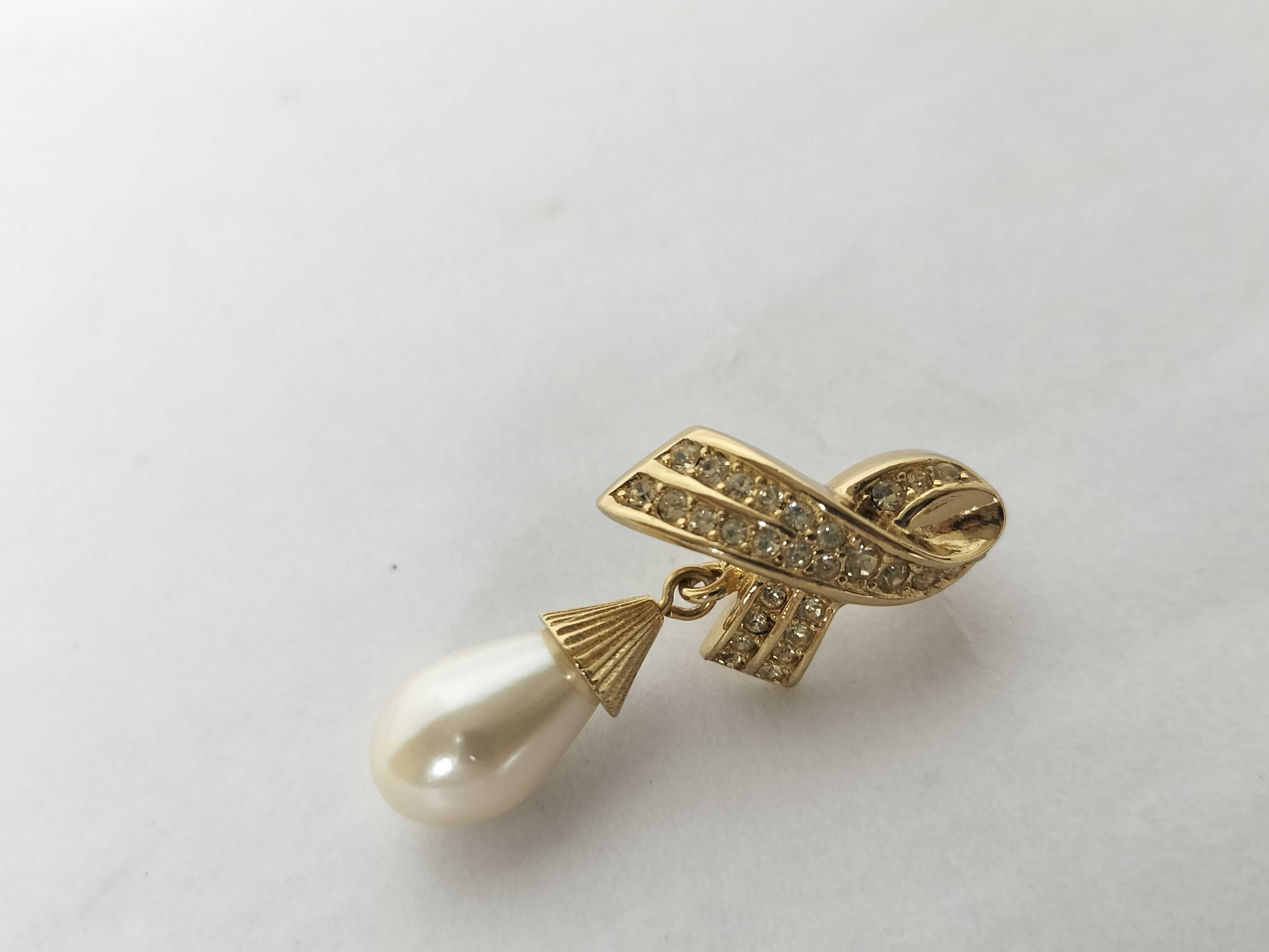 earrings — view 7