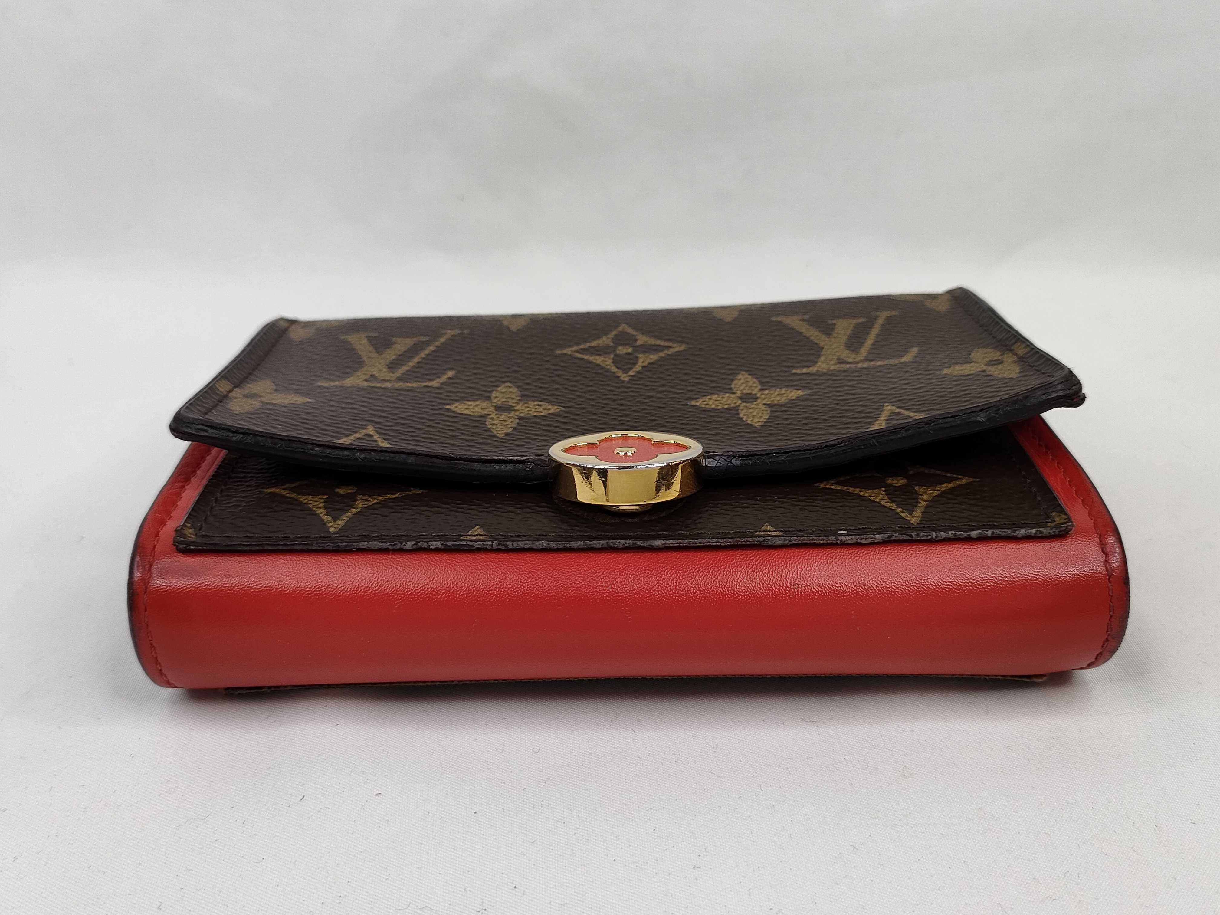 Monogram LV Flora Compact Folding Wallet — view 4