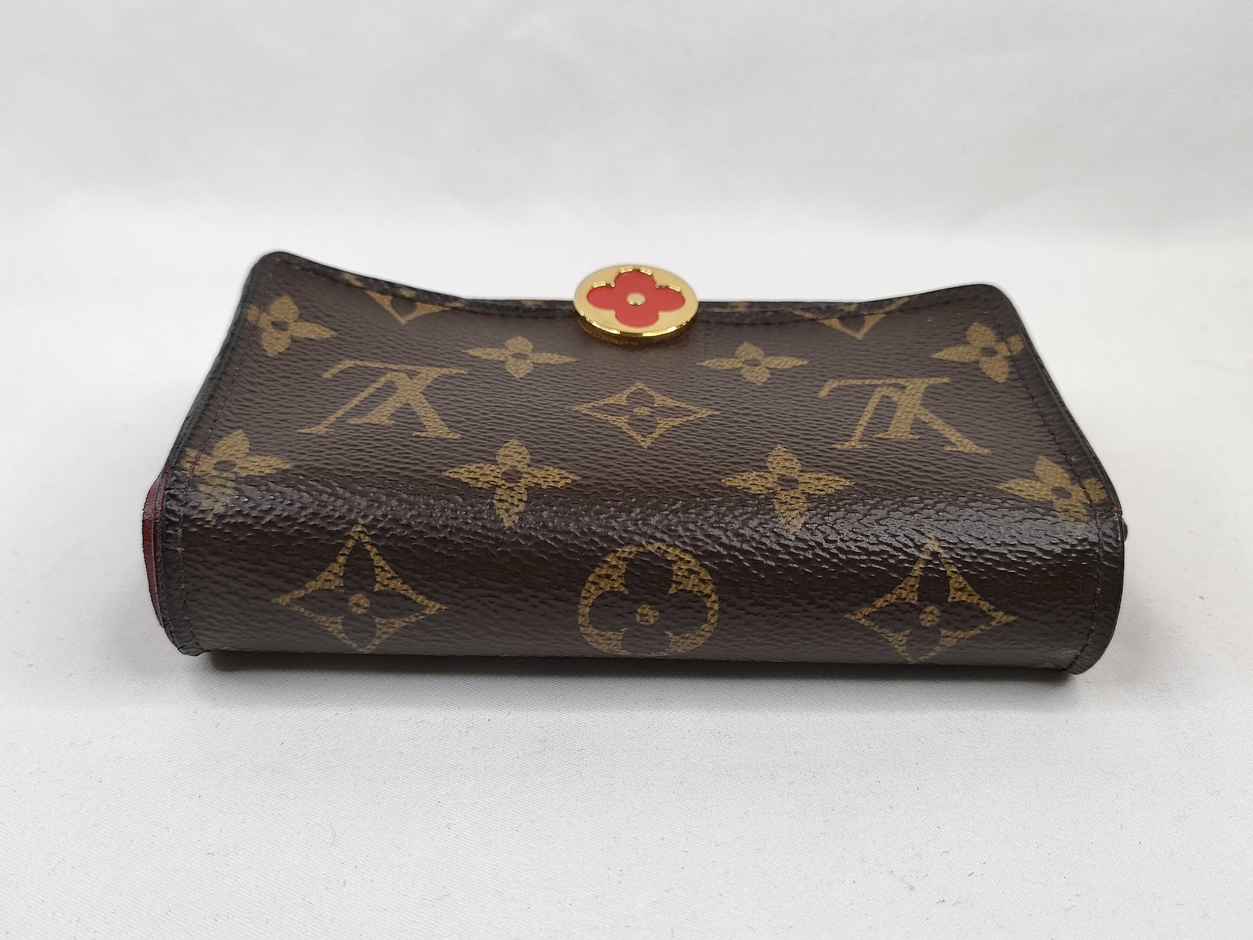 Monogram LV Flora Compact Folding Wallet — view 6