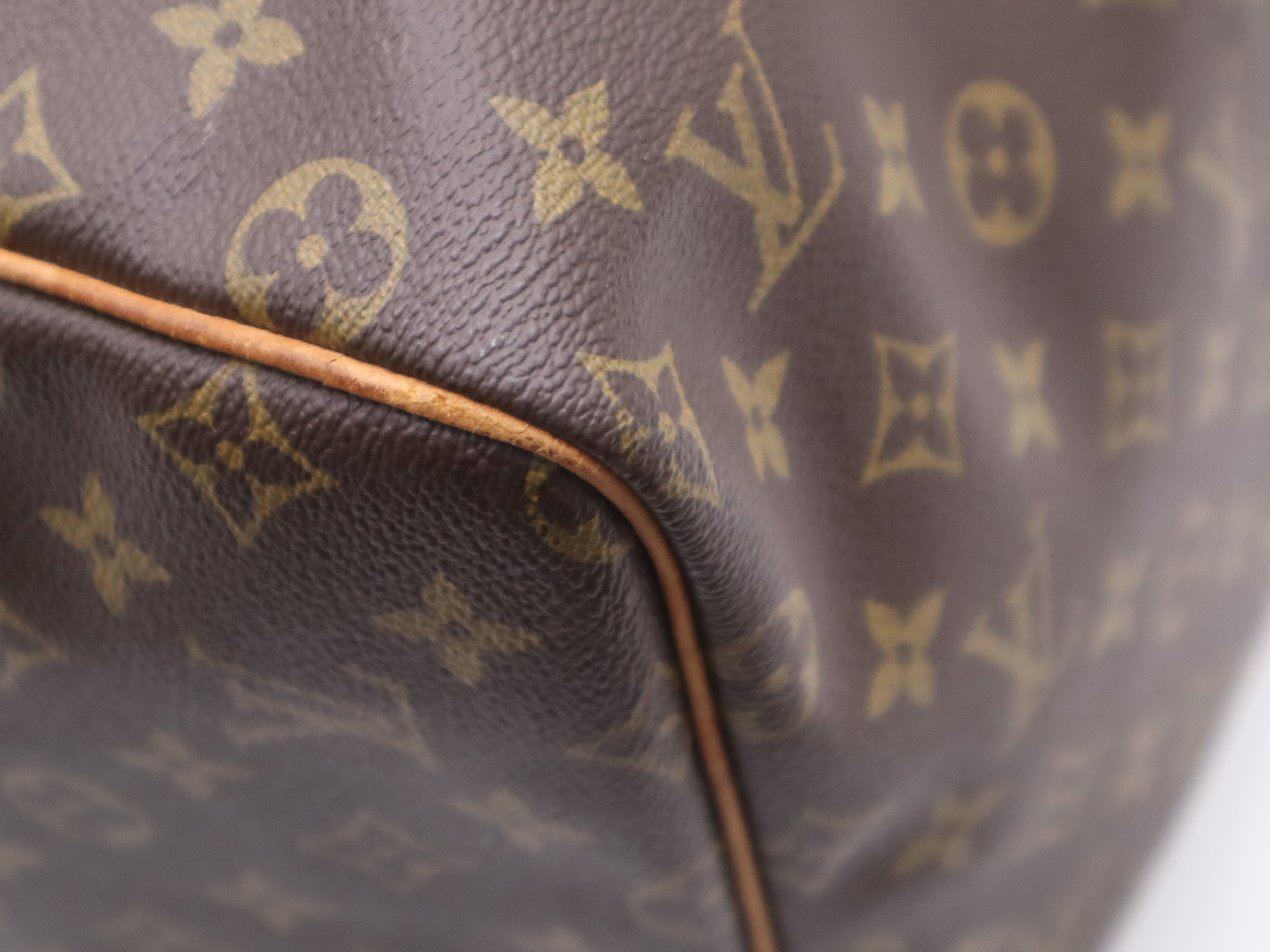 M41424 Monogram Keepall 55 Boston Bag — view 10