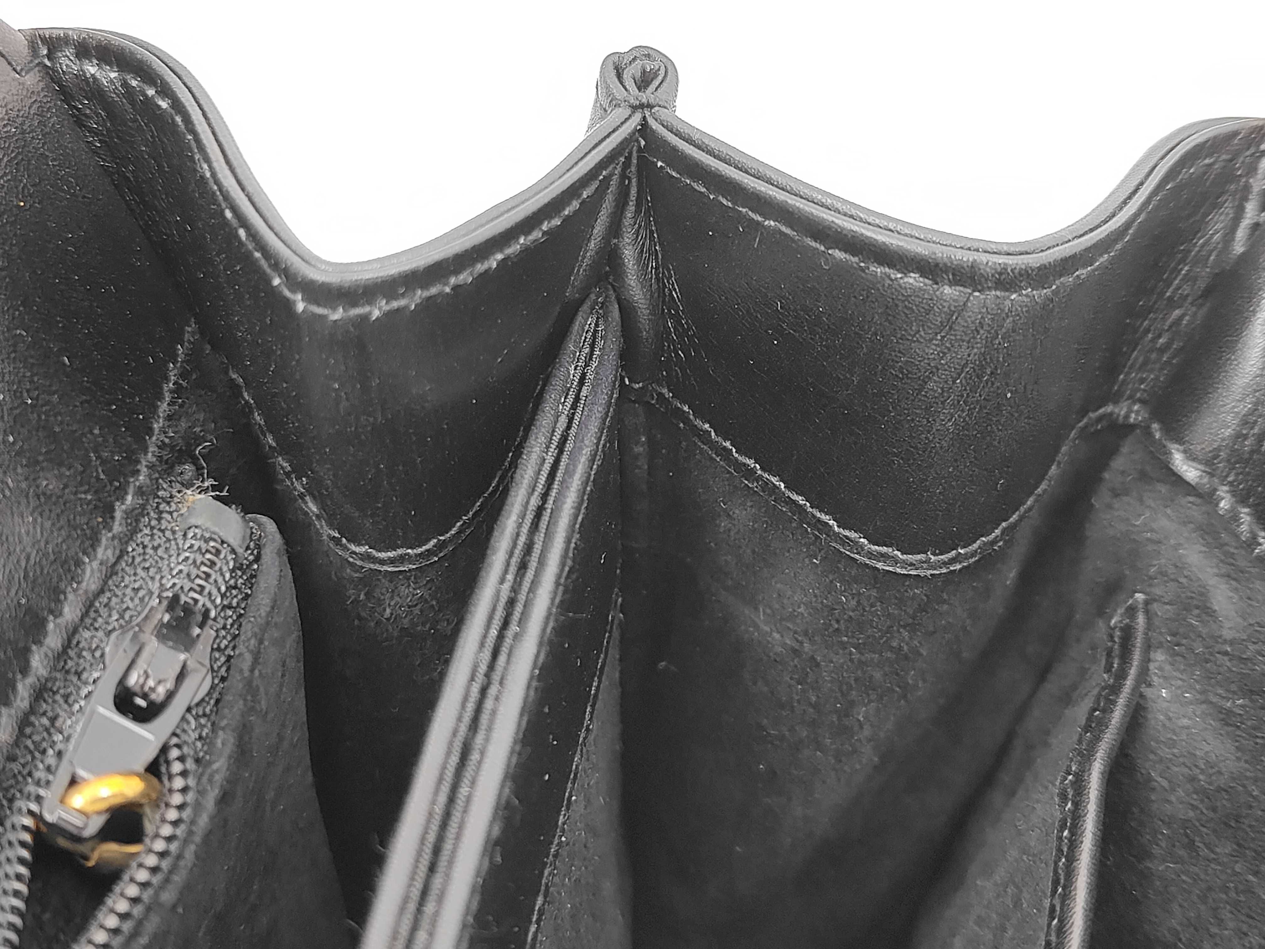 Old Gucci Handbag — view 9