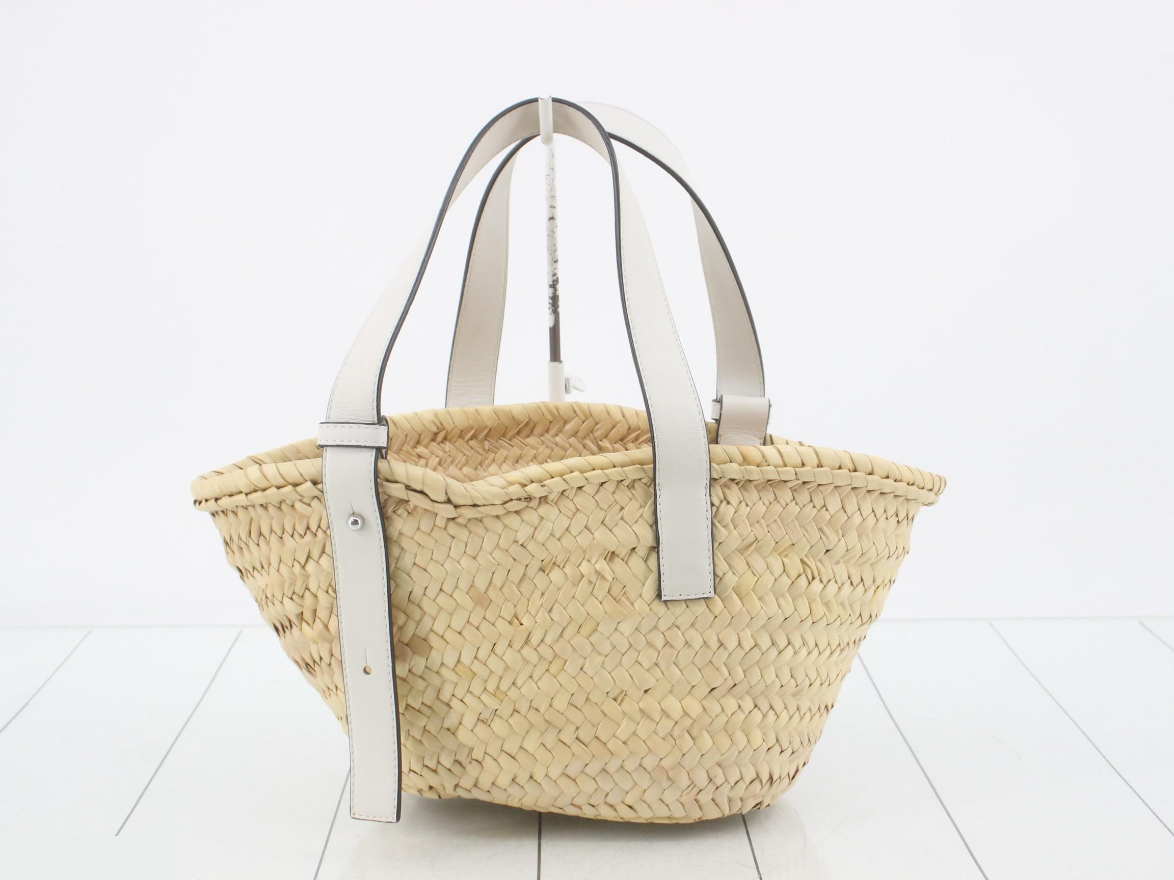 Palm leaf and calfskin anagram basket bag, brown, with dust bag. — view 2