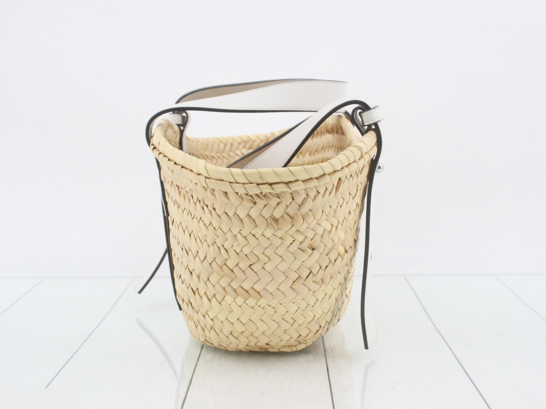 Palm leaf and calfskin anagram basket bag, brown, with dust bag. — view 3