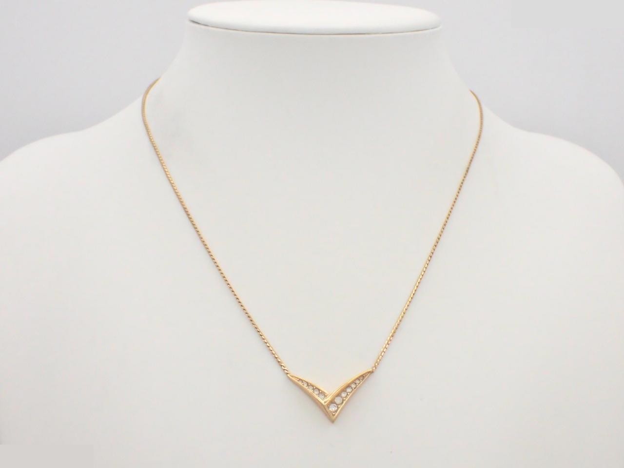 Other lines: Precious metals, necklaces, pendants, chain approximately 46cm. — view 3