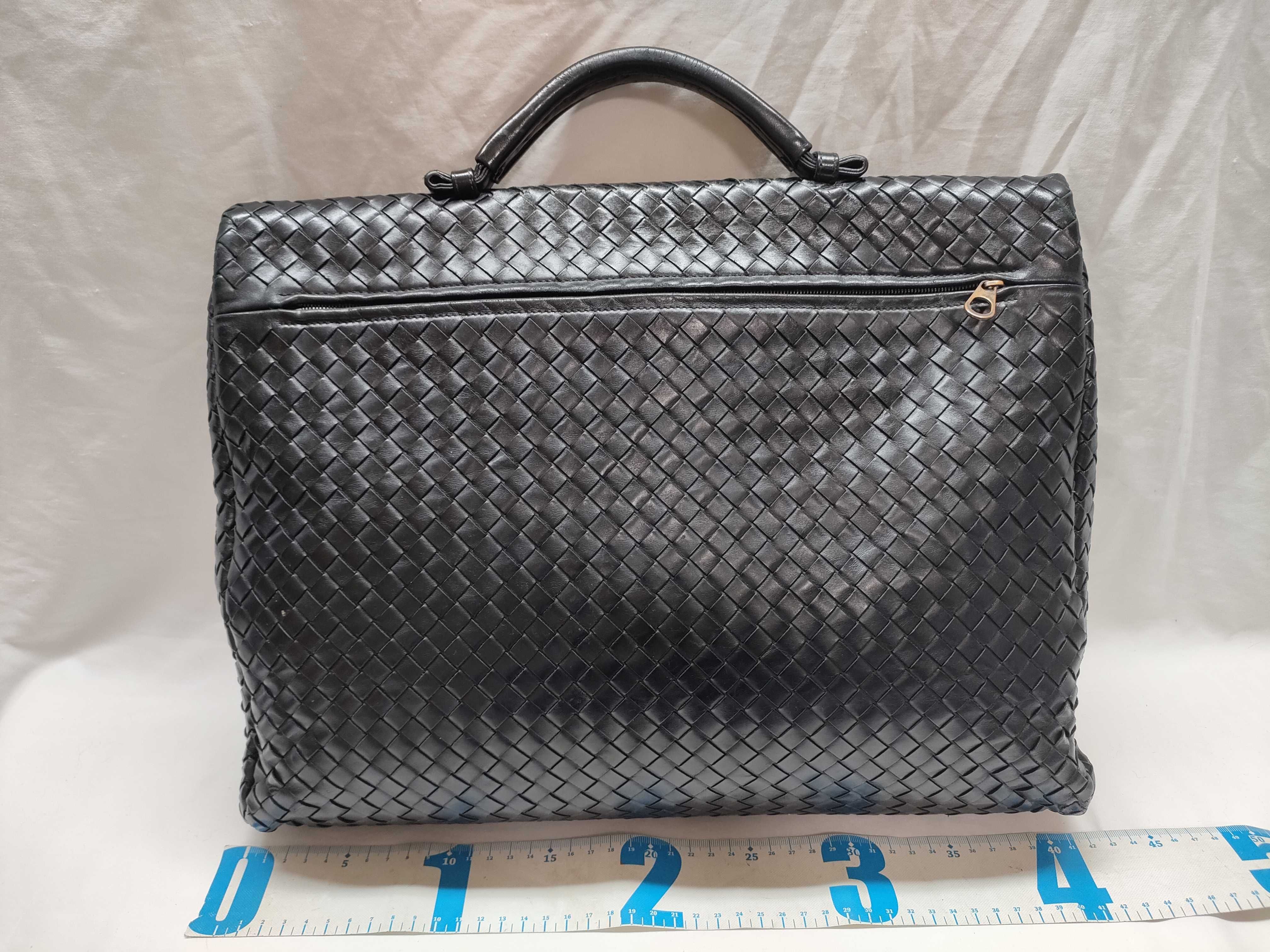Intrecciato Business Bag — view 2