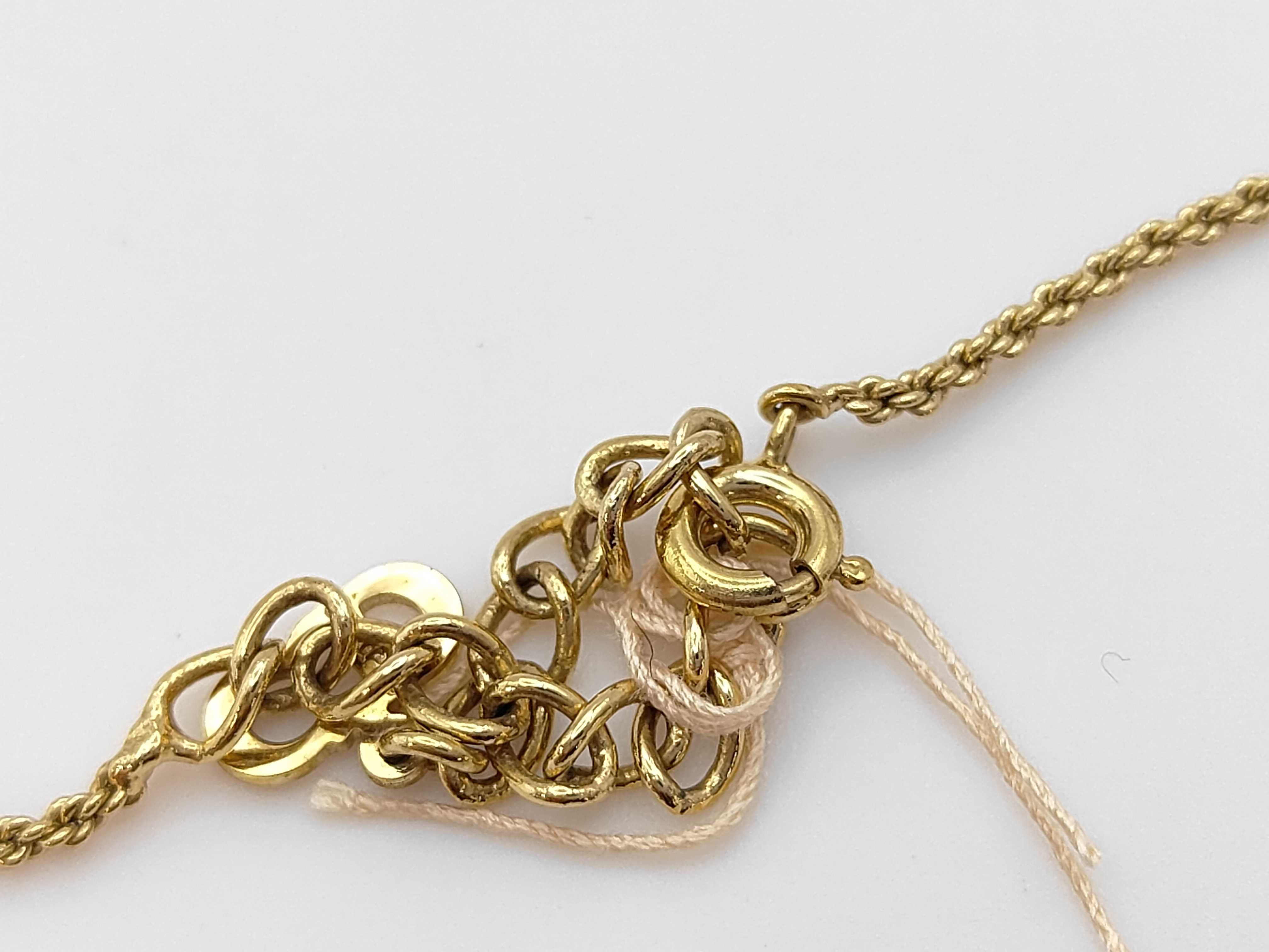 necklace — view 4
