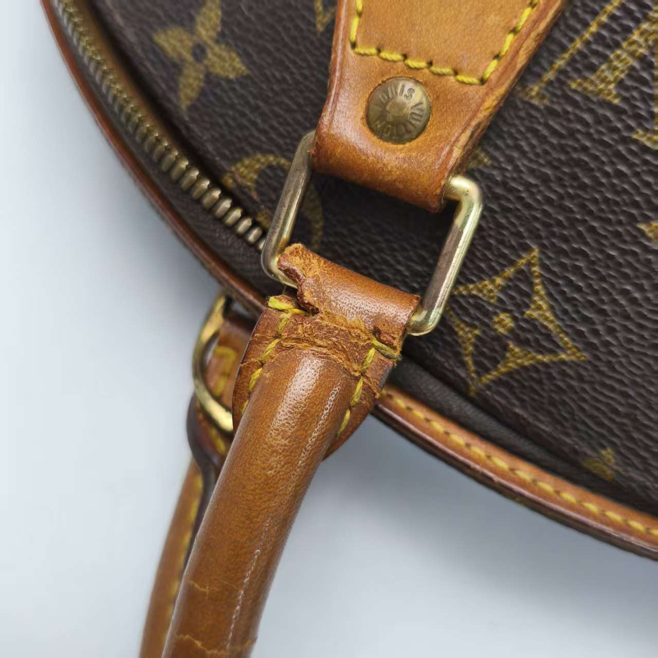 【*Shipped from: China*】LOUIS VUITTON Ellipse PU Handbag — view 11