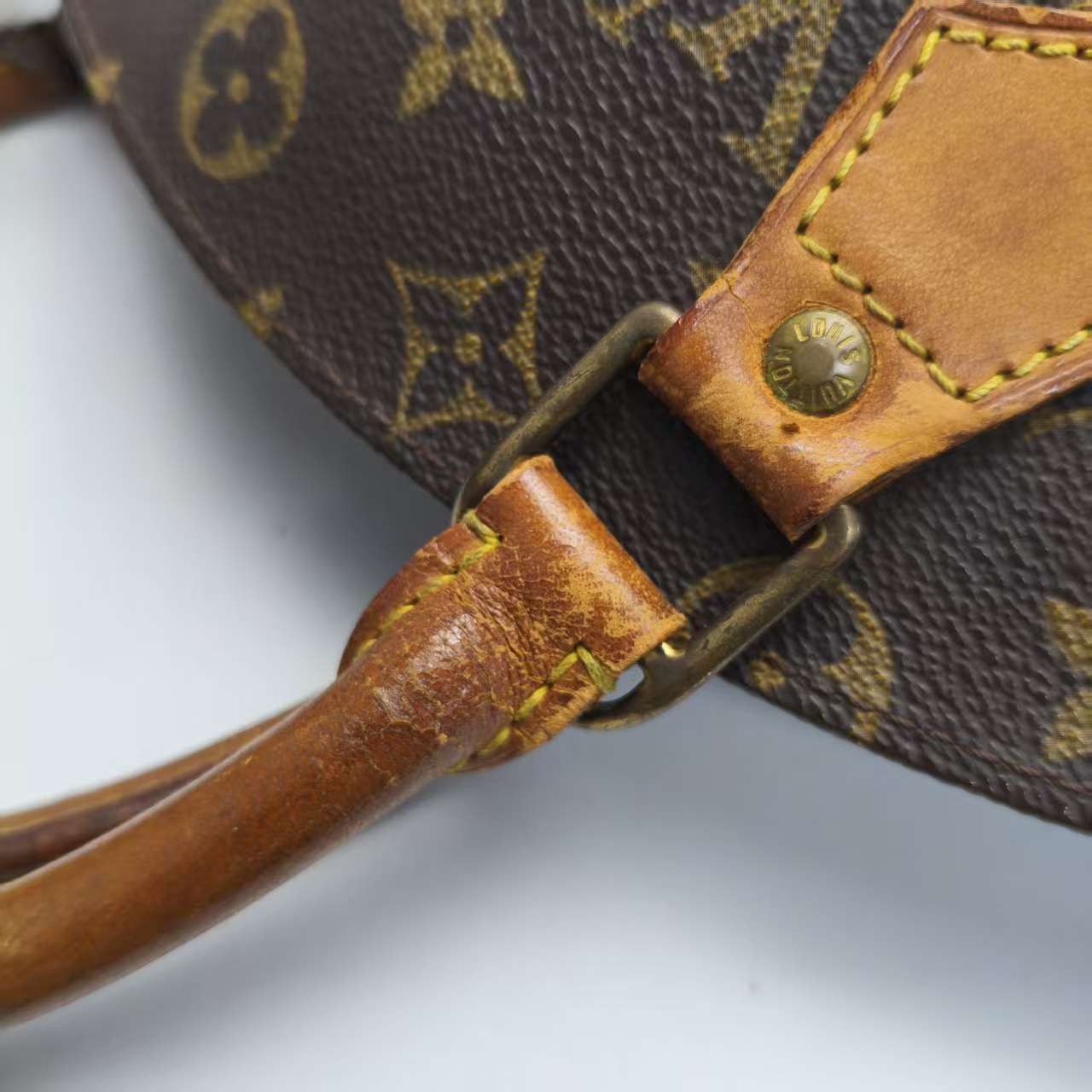 【*Shipped from: China*】LOUIS VUITTON Ellipse PU Handbag — view 8