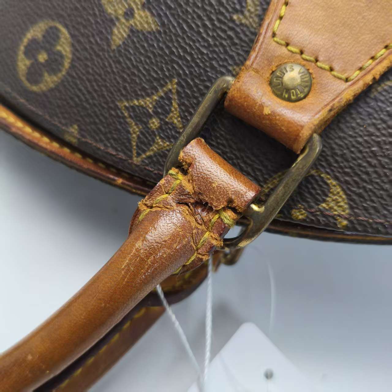 【*Shipped from: China*】LOUIS VUITTON Ellipse PU Handbag — view 10