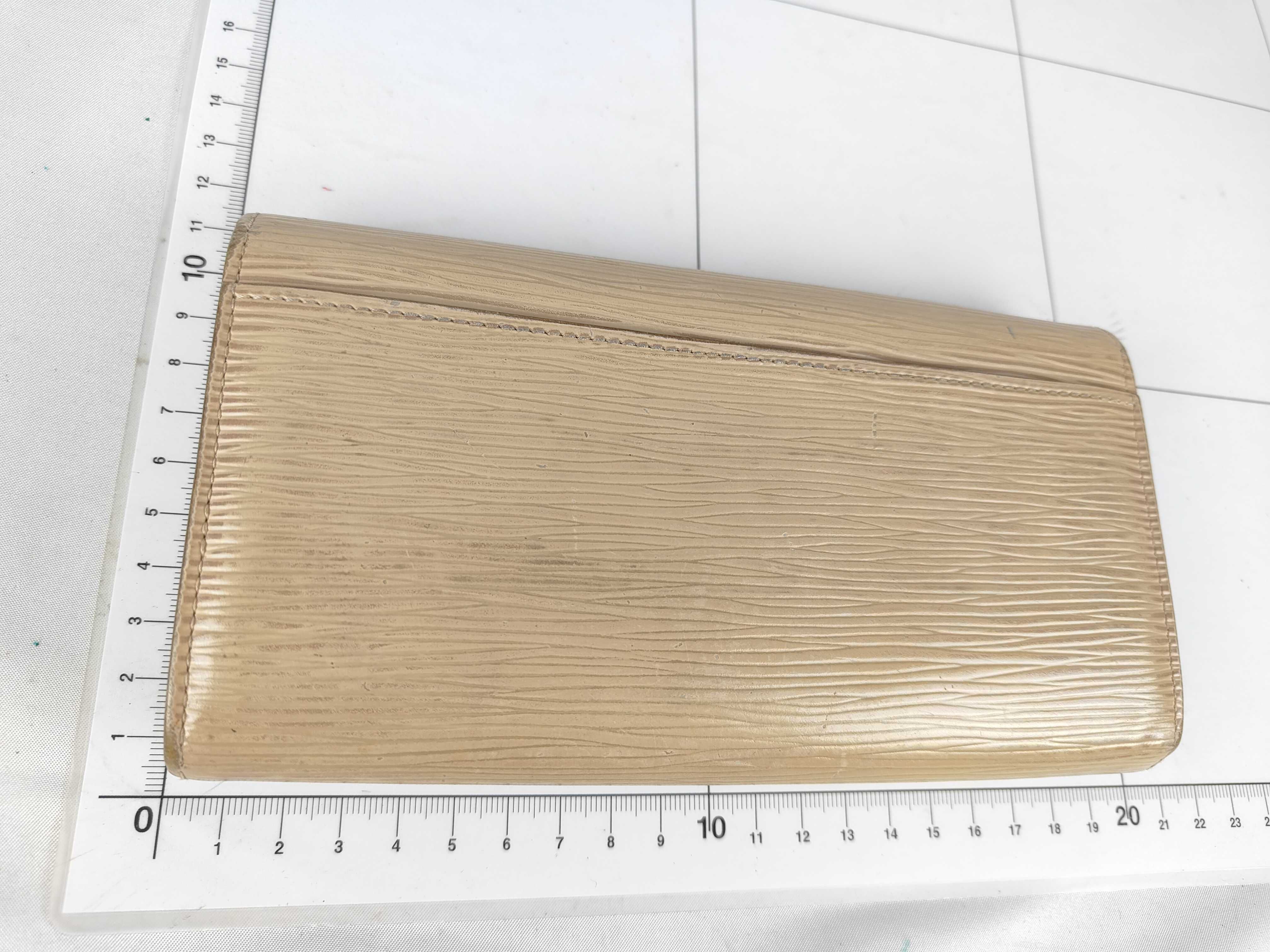Epi Portefeuille Sarah/Initialed Wallet — view 2