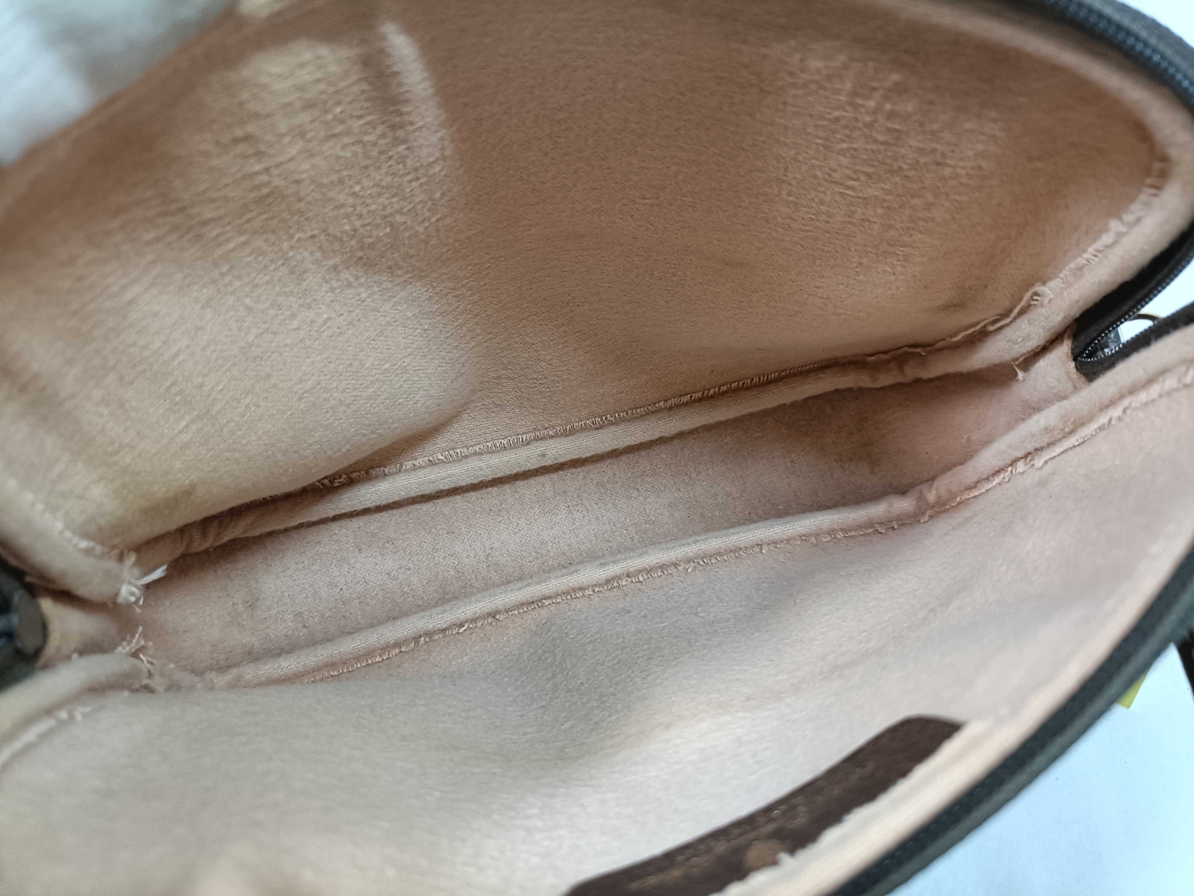 GG Supreme 97 02 068 Shoulder Bag — view 11