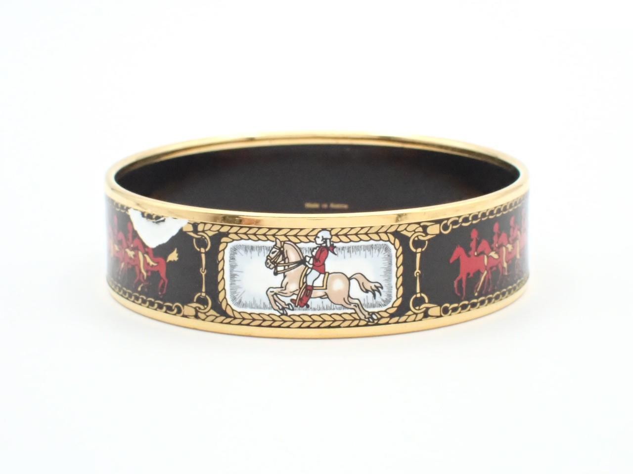 Enamel GM Bracelet, wrist circumference approximately 21 cm — view 2