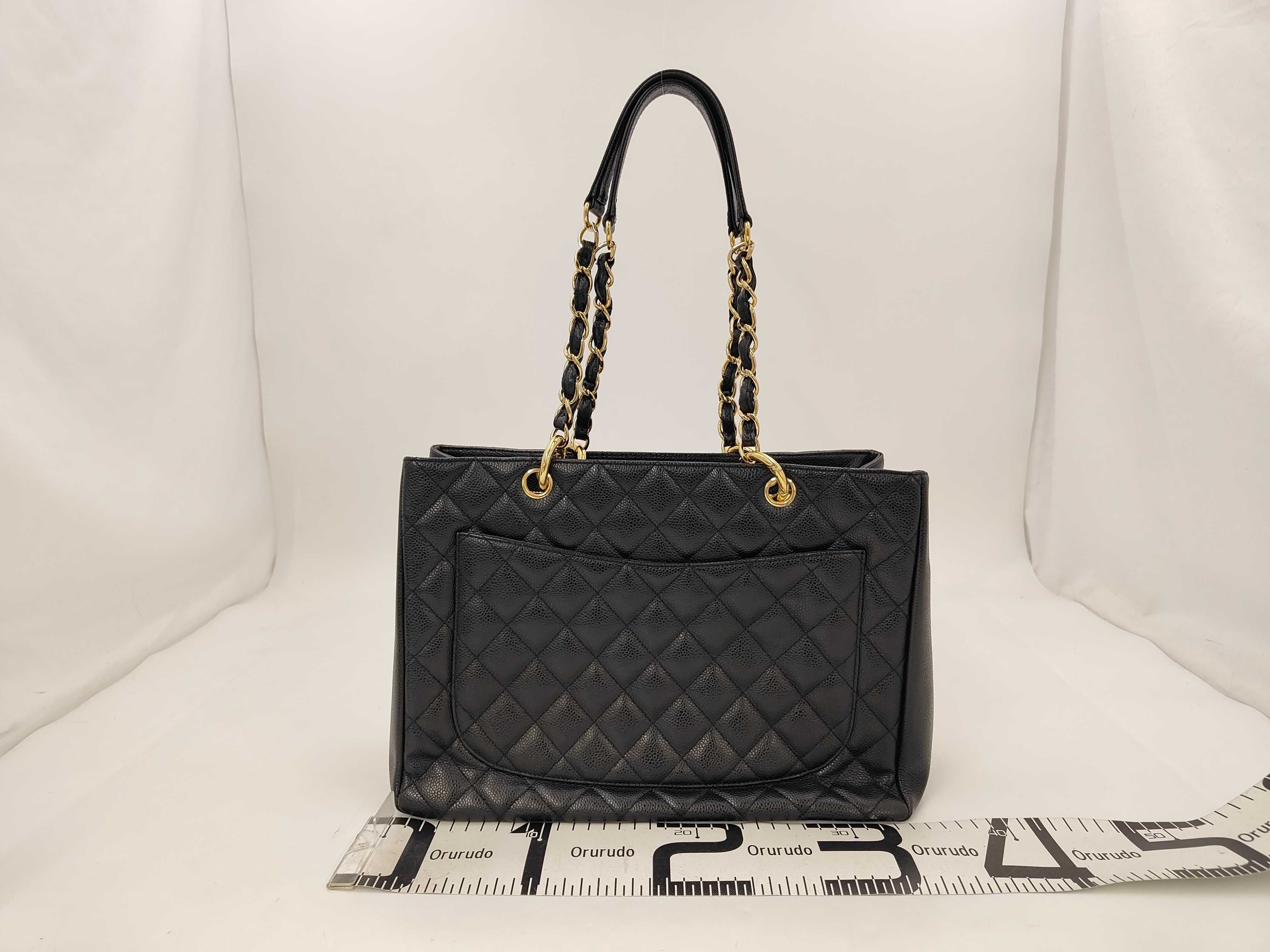 GST Chain Tote Bag, Caviar Leather, Coco Mark, with Seal and Guarantee, Serial Number 9 — view 2