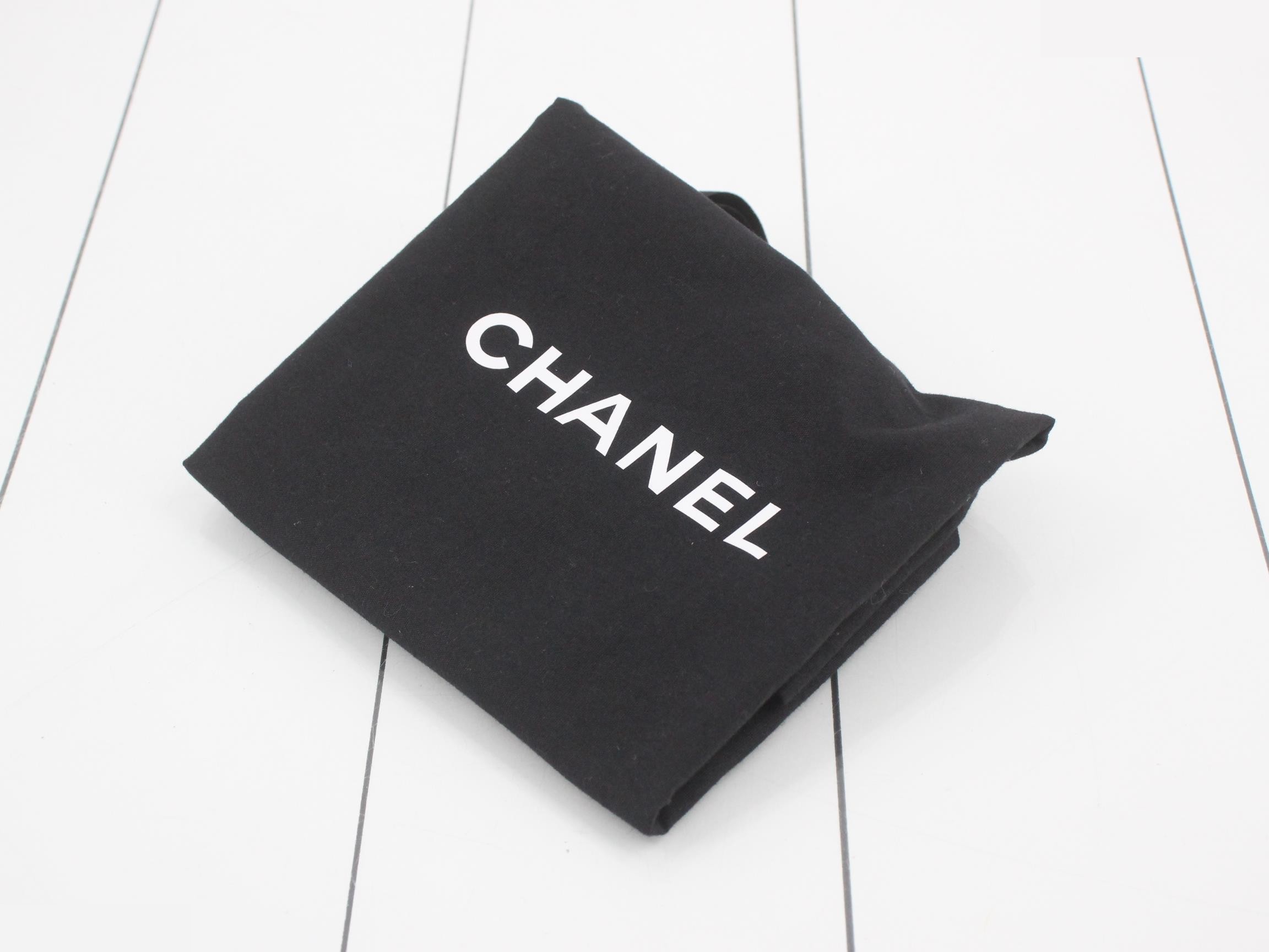 Gabrielle Chain Shoulder Bag — view 7