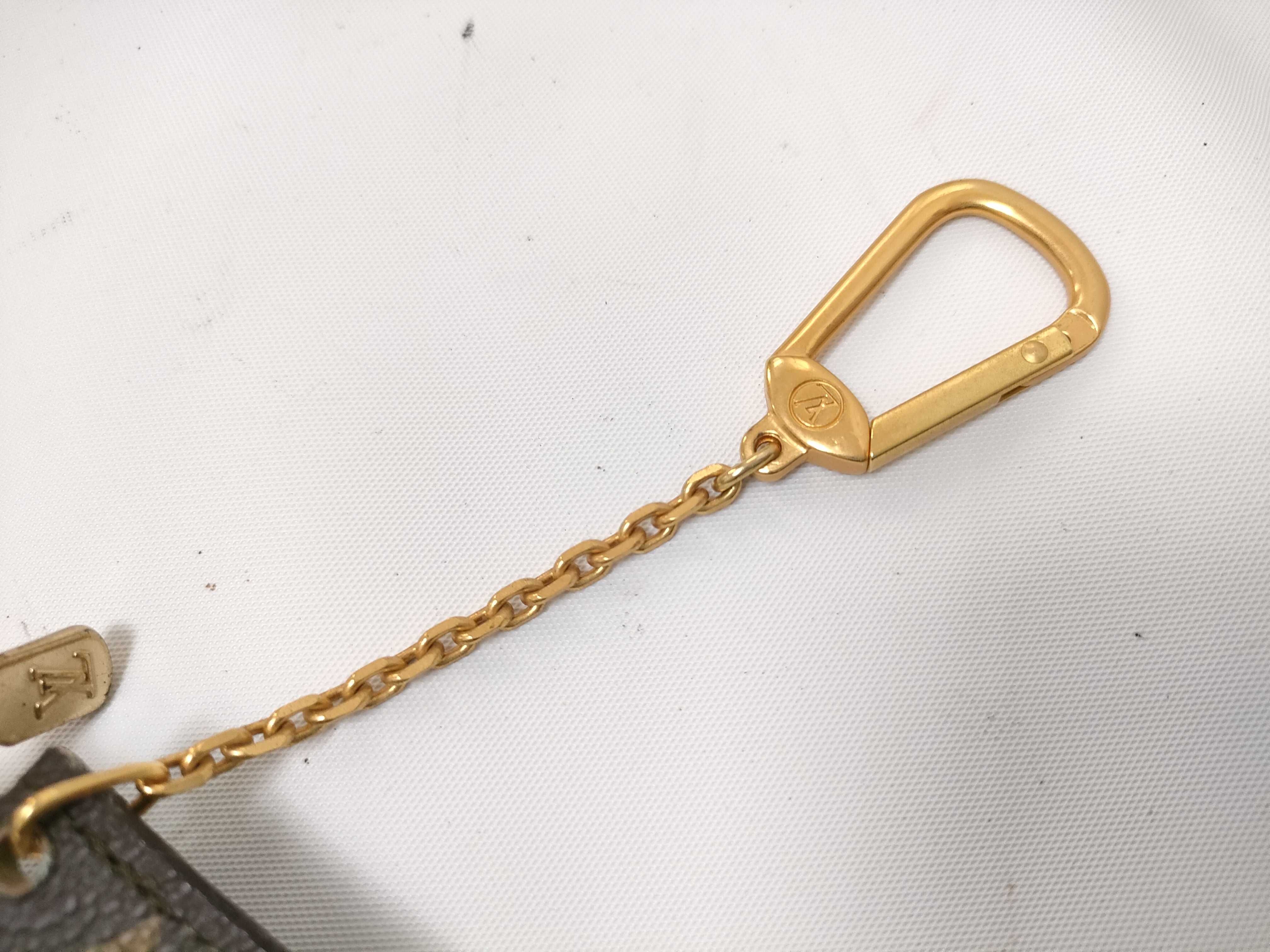 Monogram Coin Case (Excellent Condition) — view 4