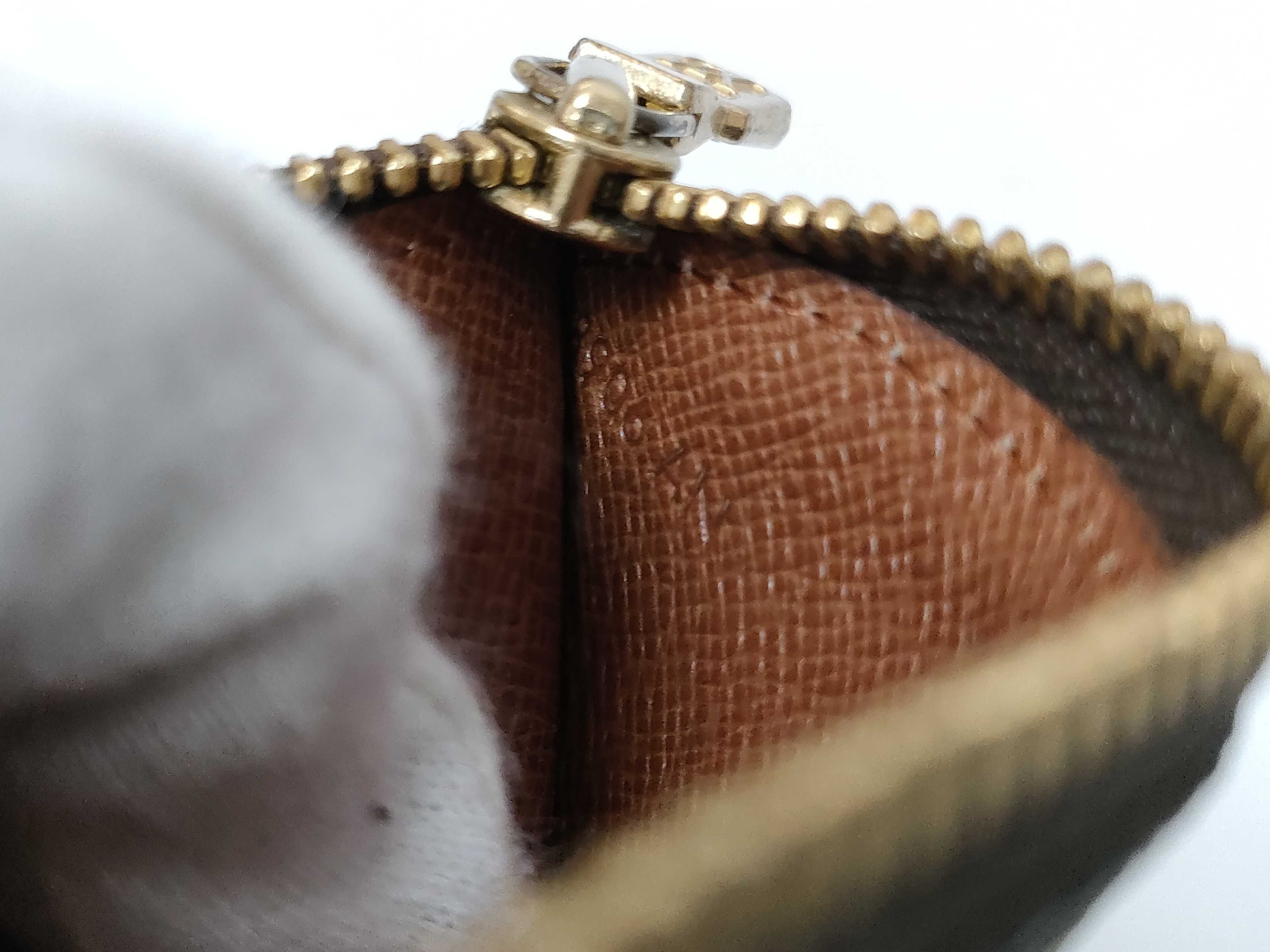 Monogram Coin Case (Excellent Condition) — view 9