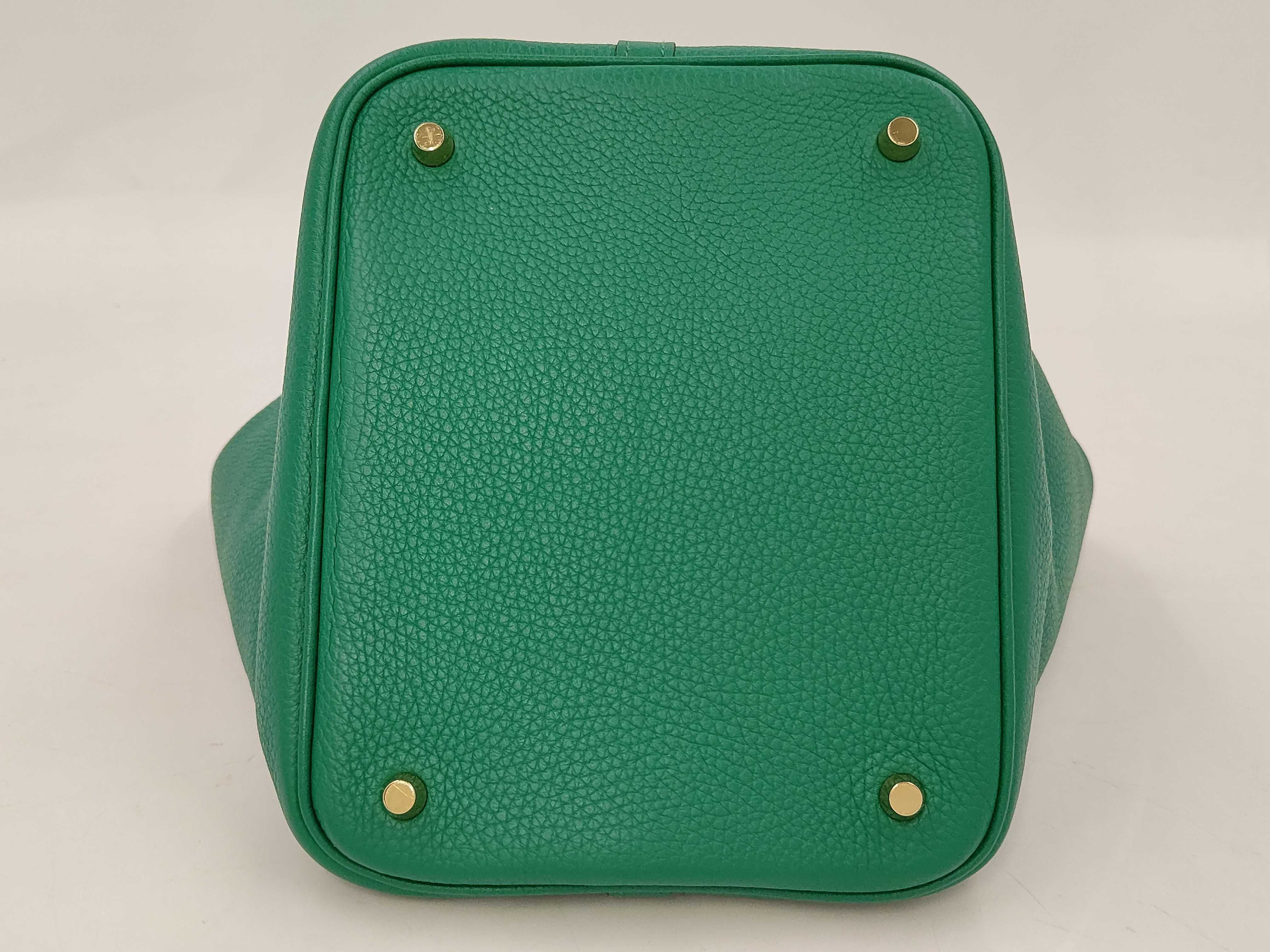 Picotin Lock Green Handbag — view 6