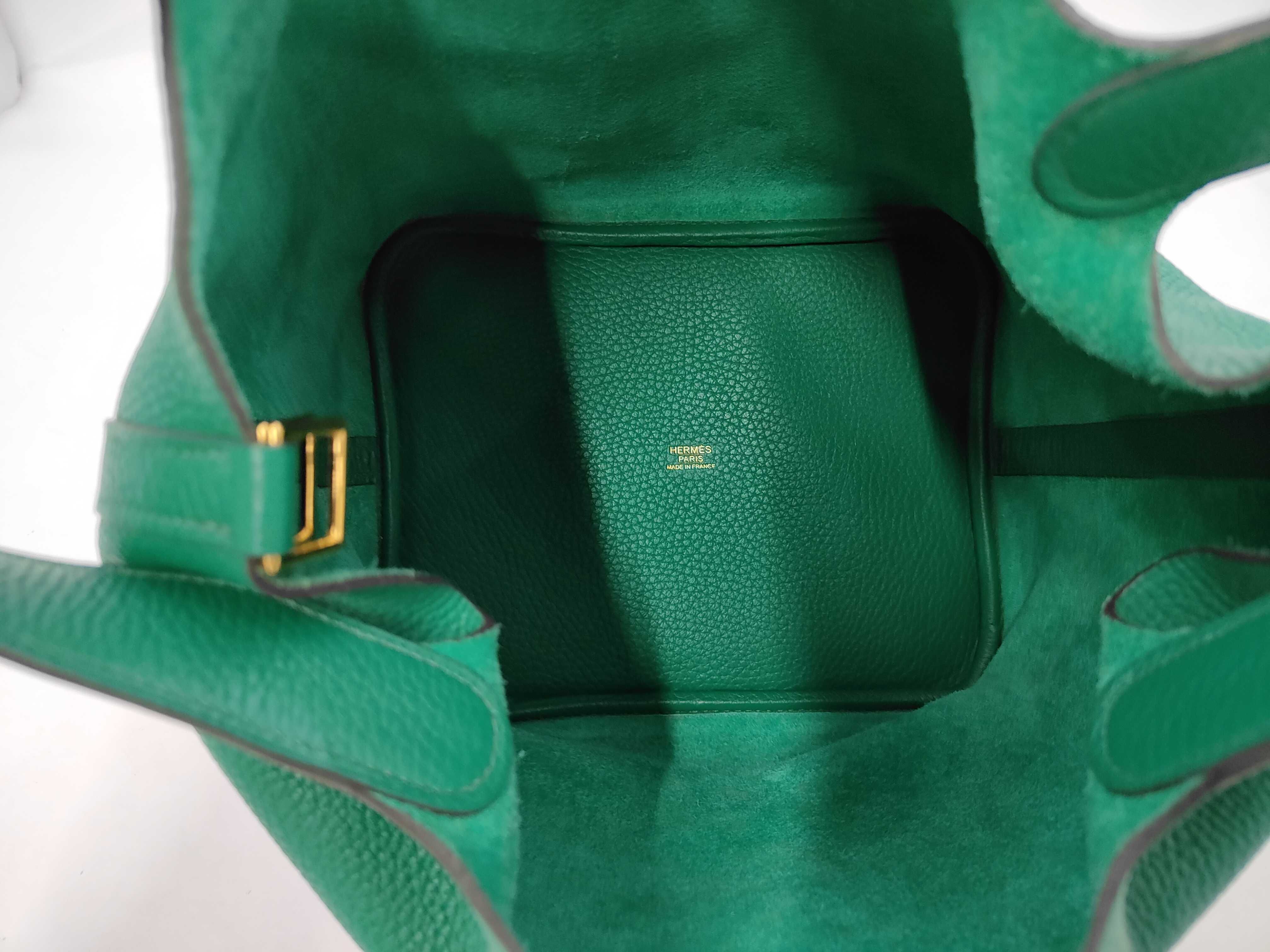 Picotin Lock Green Handbag — view 9