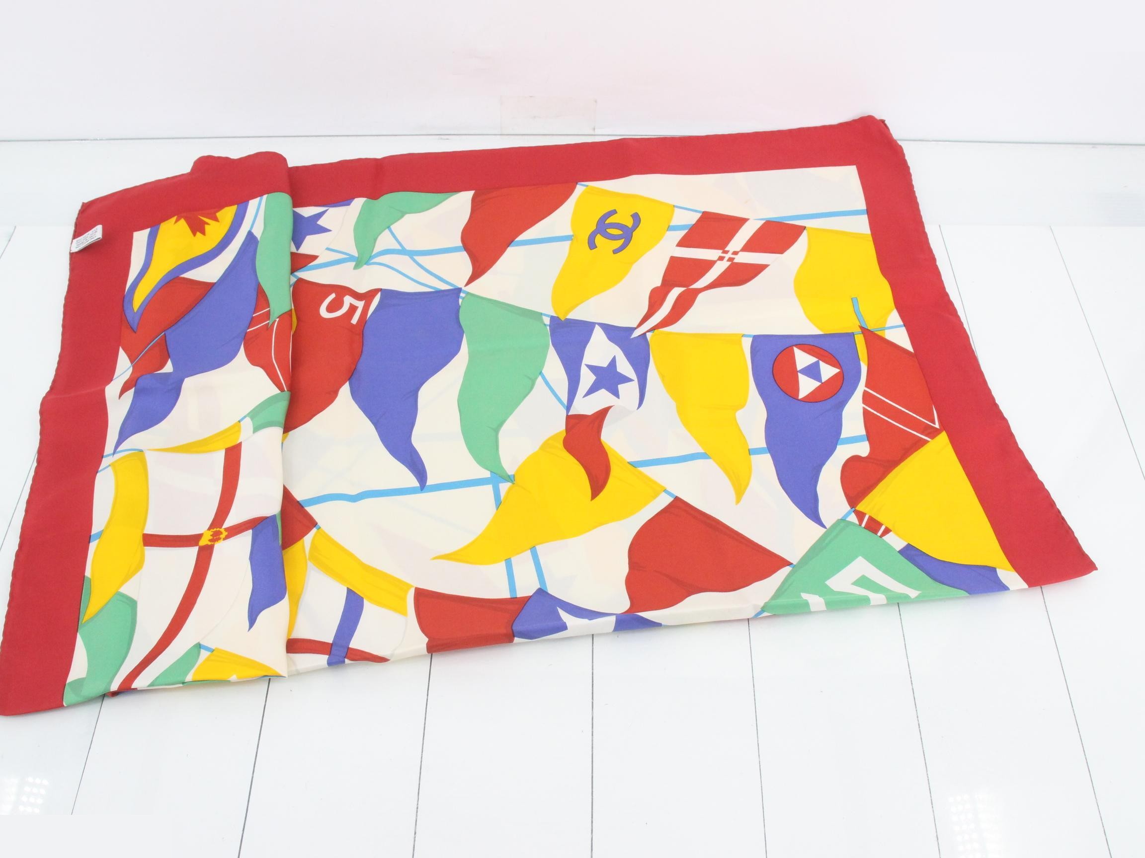 Vintage large silk scarf with tags. — view 3