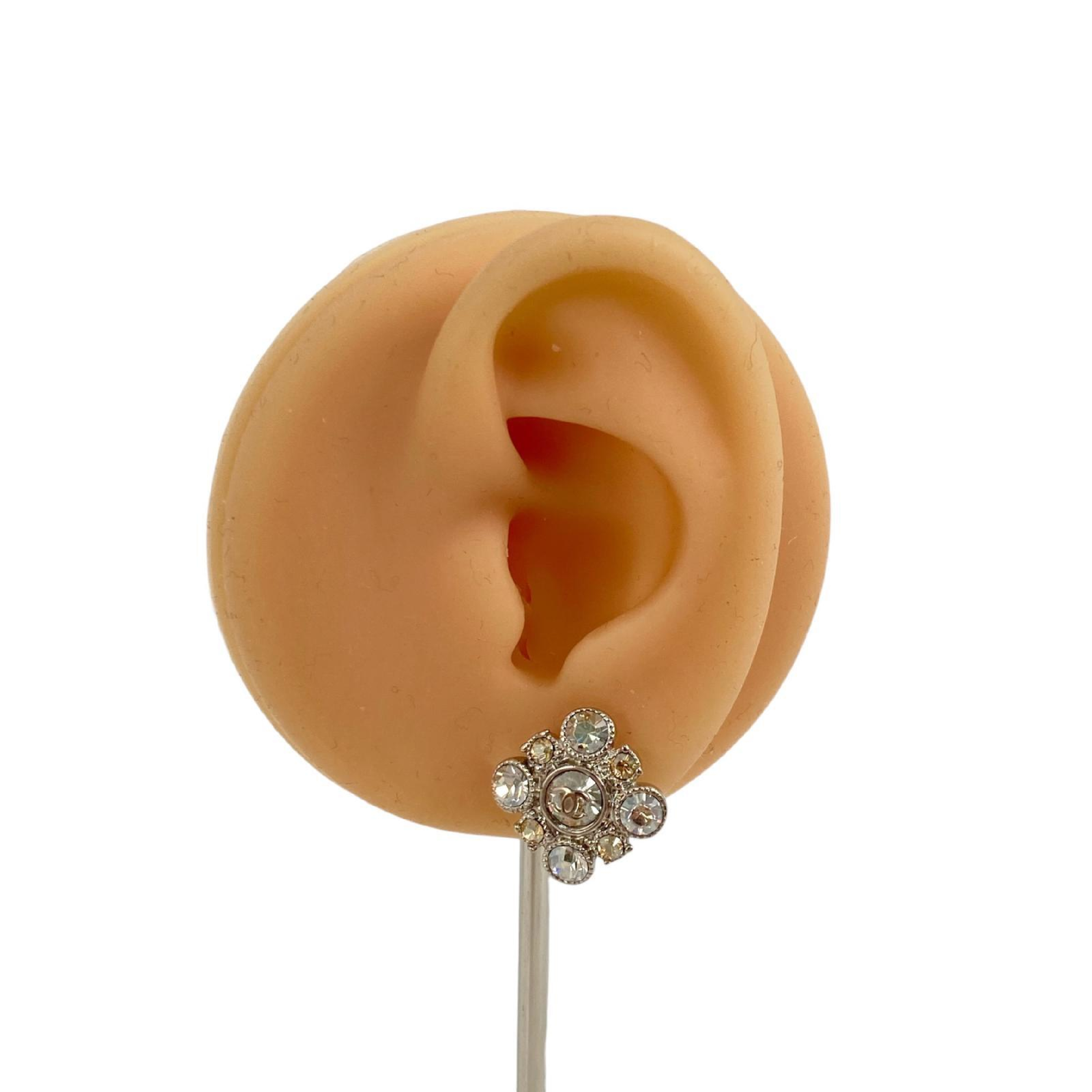 【*Shipped from: Hong Kong*】CHANEL ( ) Silver-colored Metal A12W Earrings — view 3