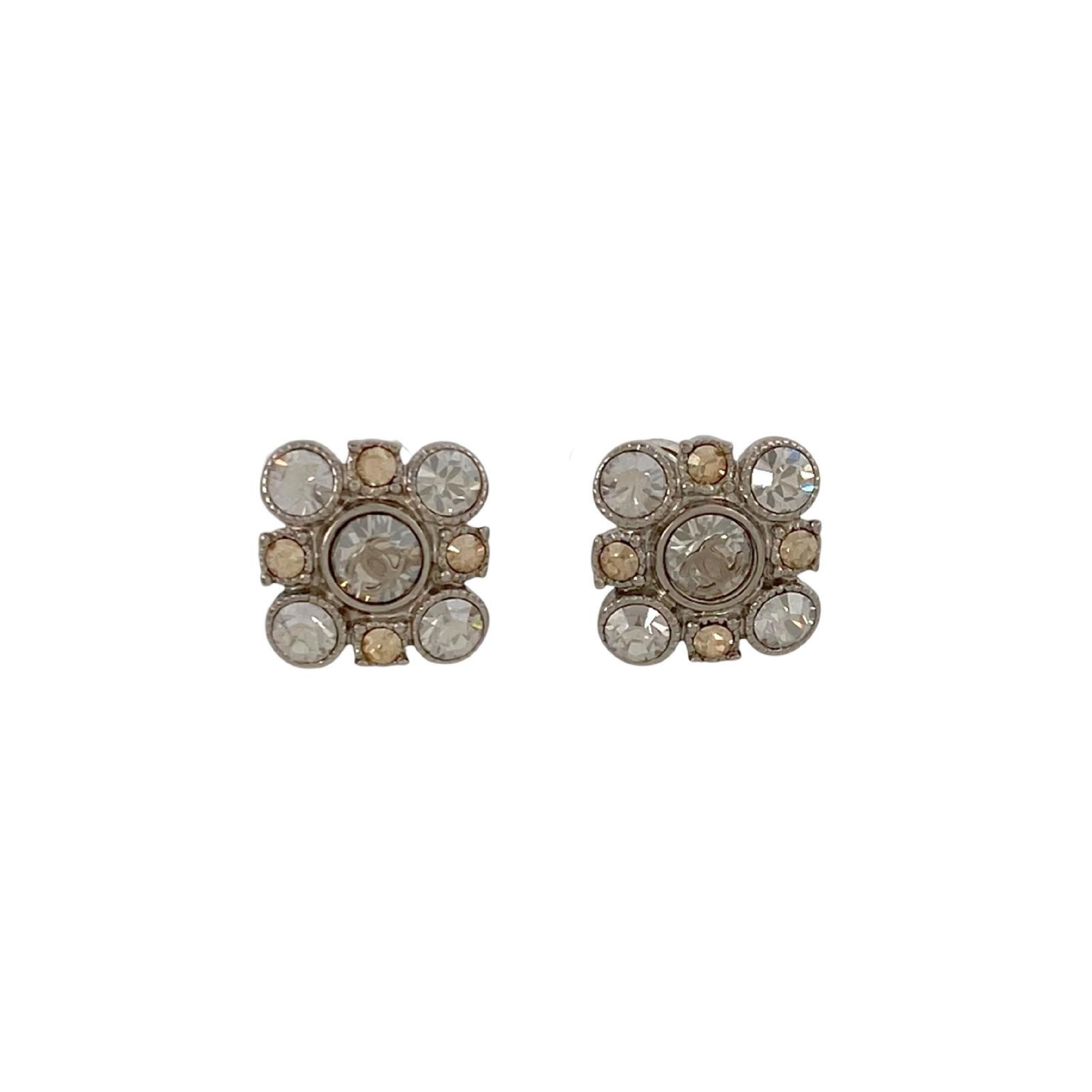 【*Shipped from: Hong Kong*】CHANEL ( ) Silver-colored Metal A12W Earrings — view 4