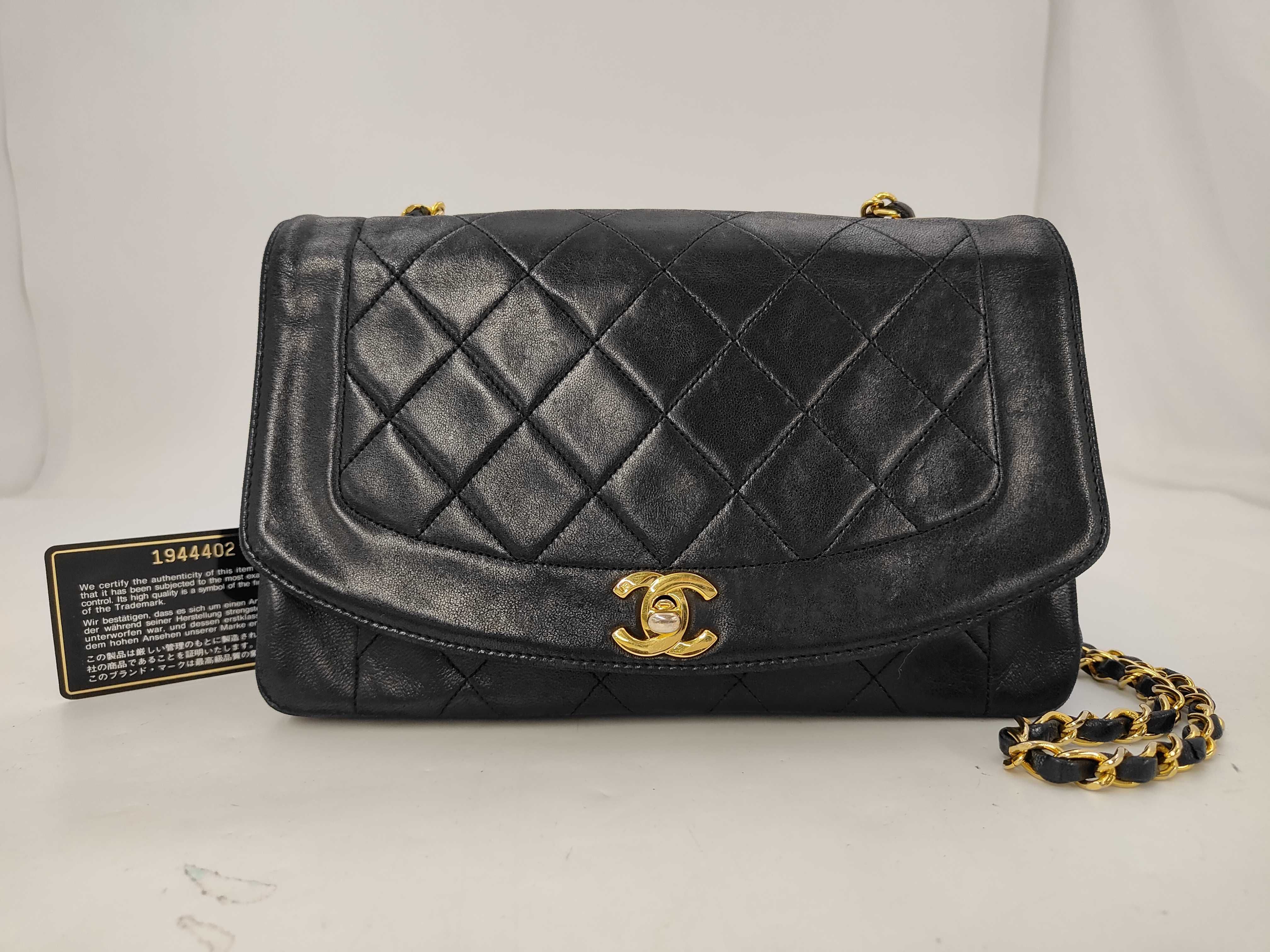 shoulder bag