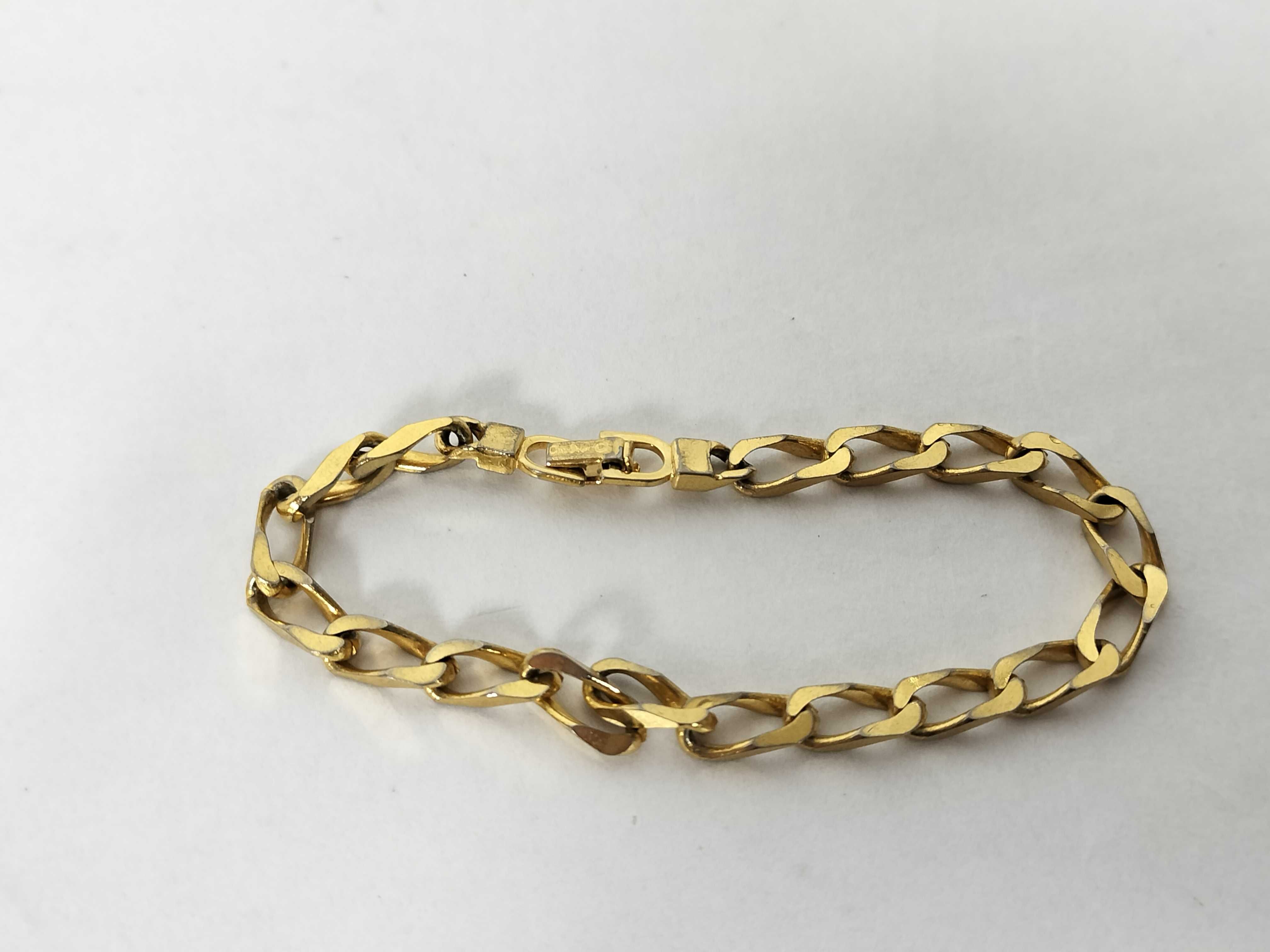 bracelet, bangle