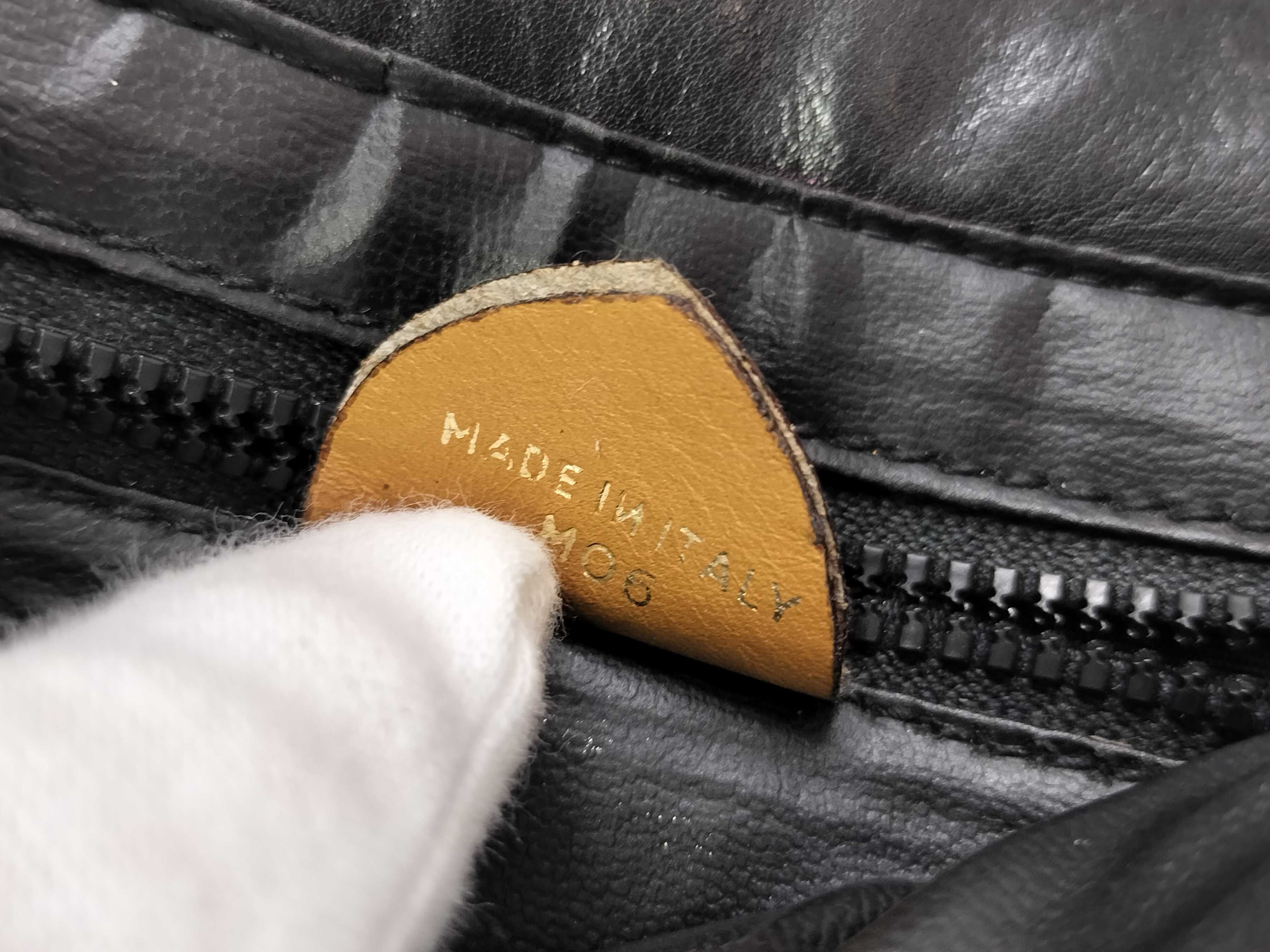 Leather Shoulder Bag, Black x Brown, M06 Shoulder Bag — view 9