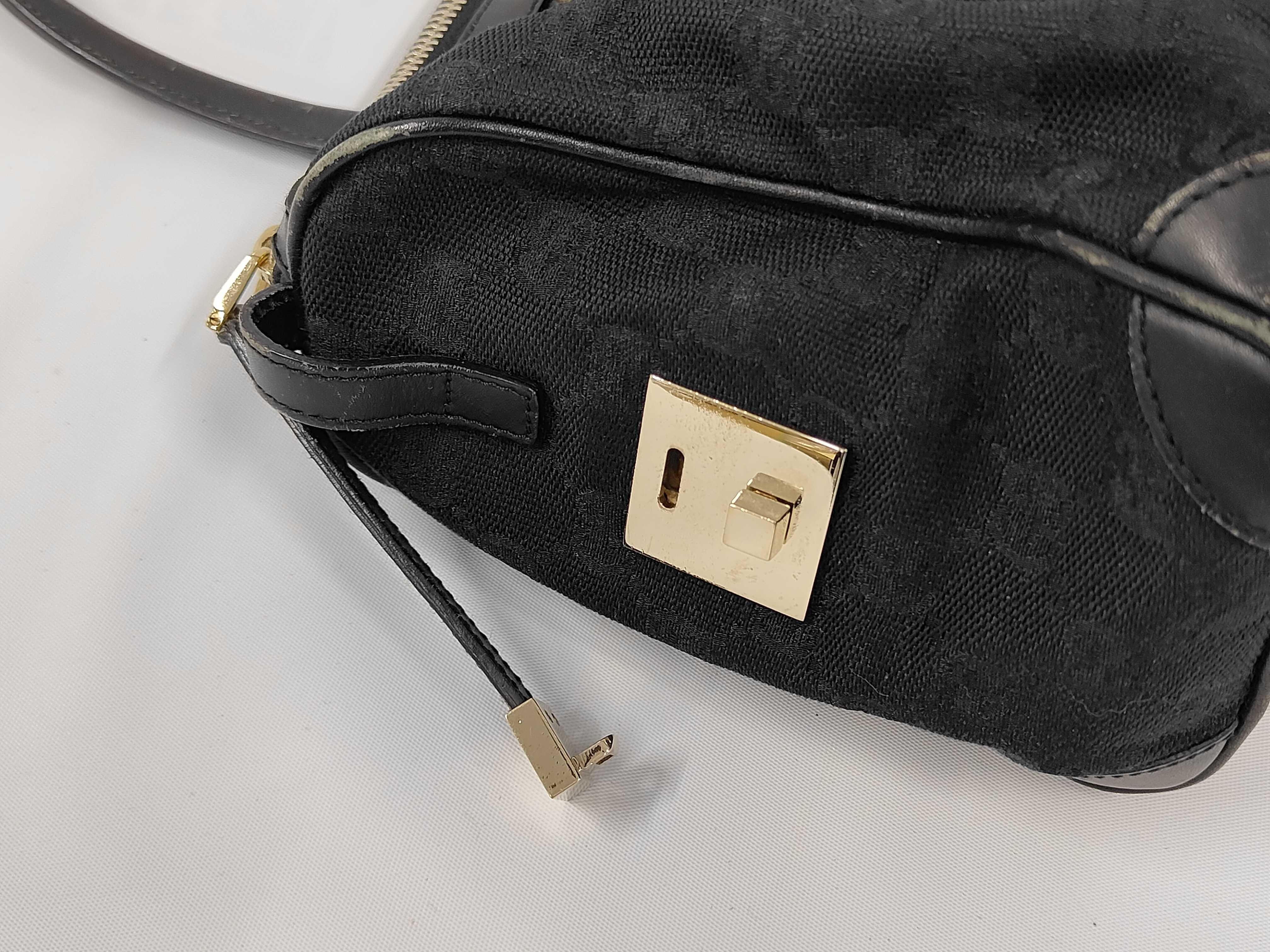 000-0851 Canvas GG Canvas Handbag Black Gold Hardware Handbag — view 8