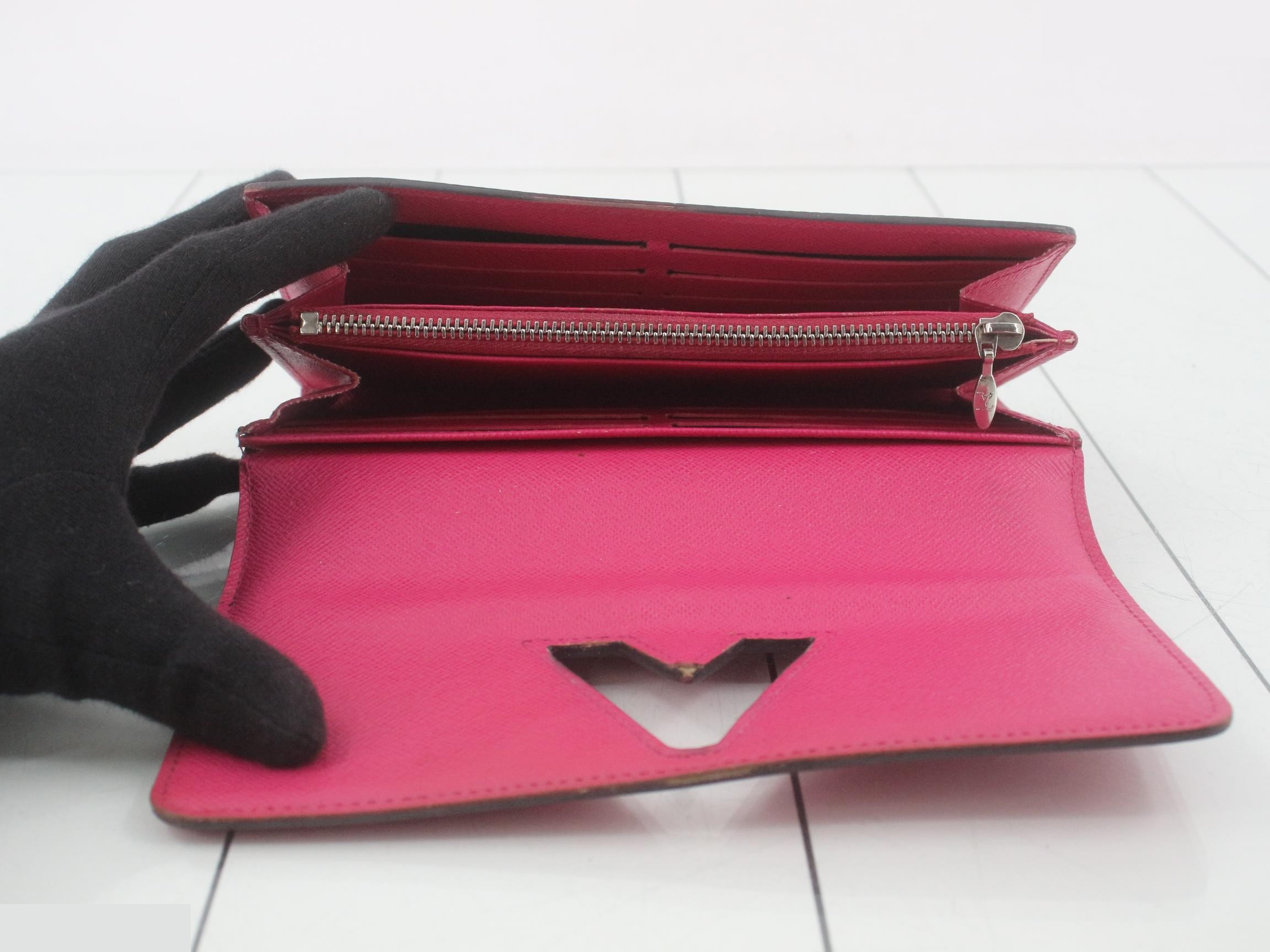 Portefeuille Twist Long Wallet with Turnlock Closure — view 4