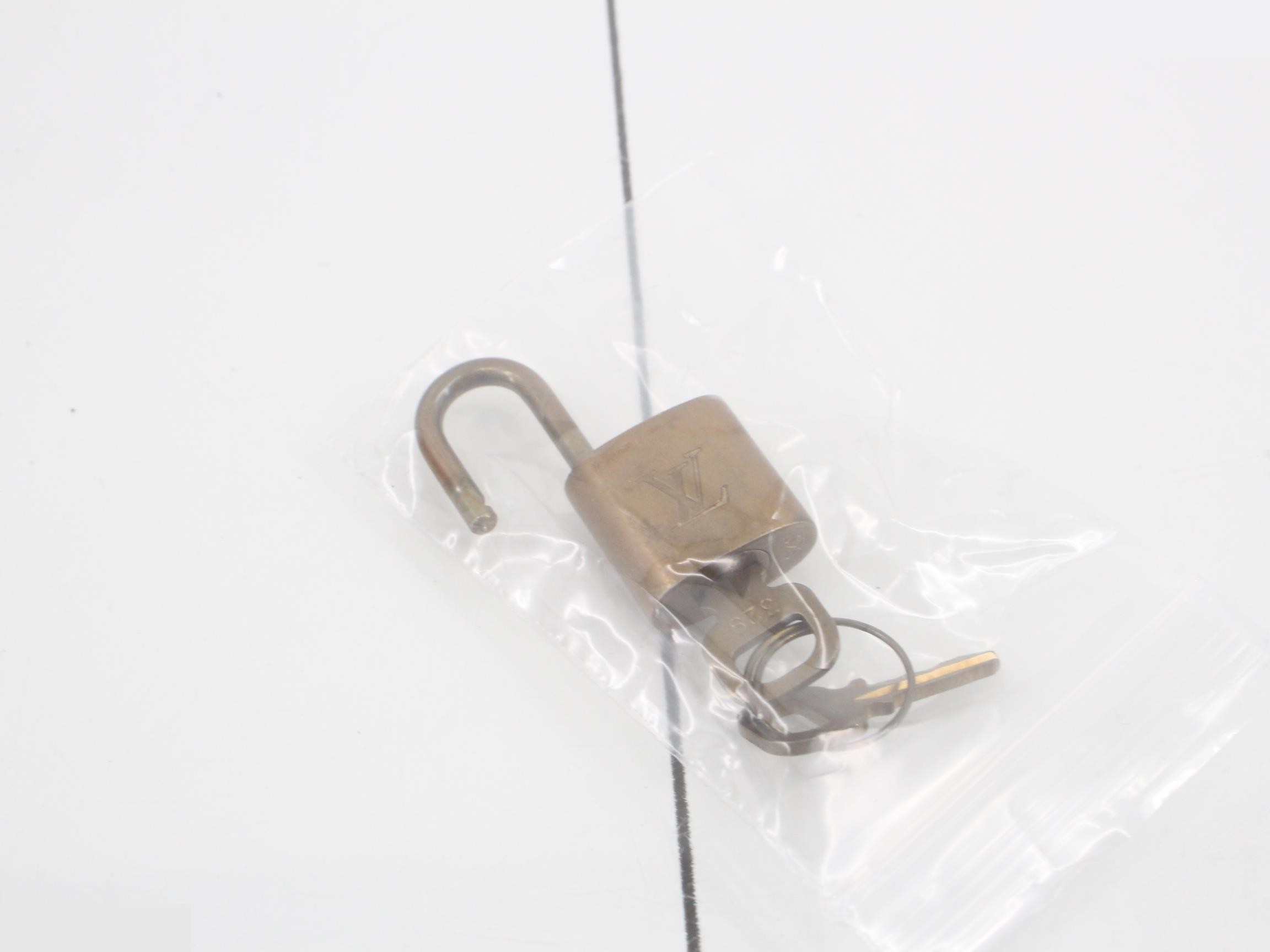 Keybol 45 Name Tag, Poignee, Padlock, Key x 2 — view 7