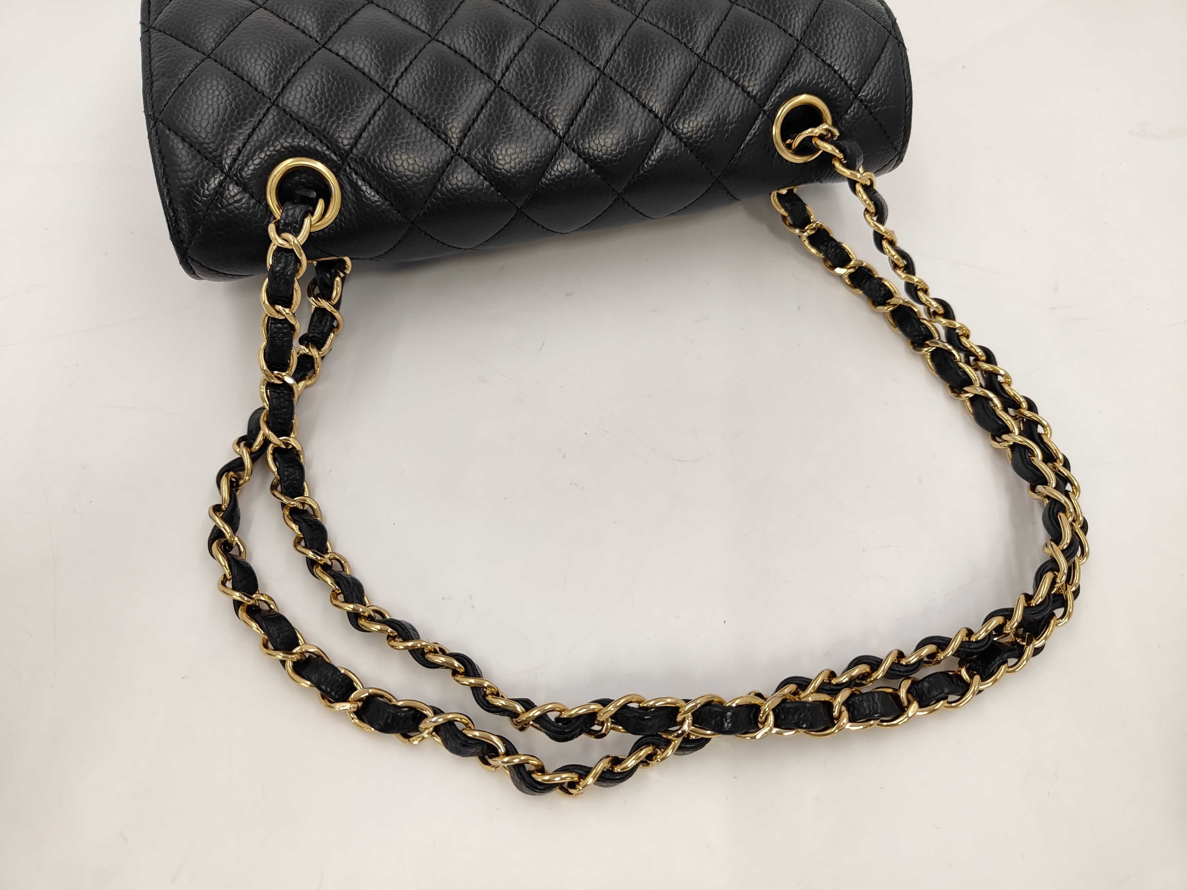 Matelassé 23 Double Flap Double Chain Caviar Shoulder Bag — view 3