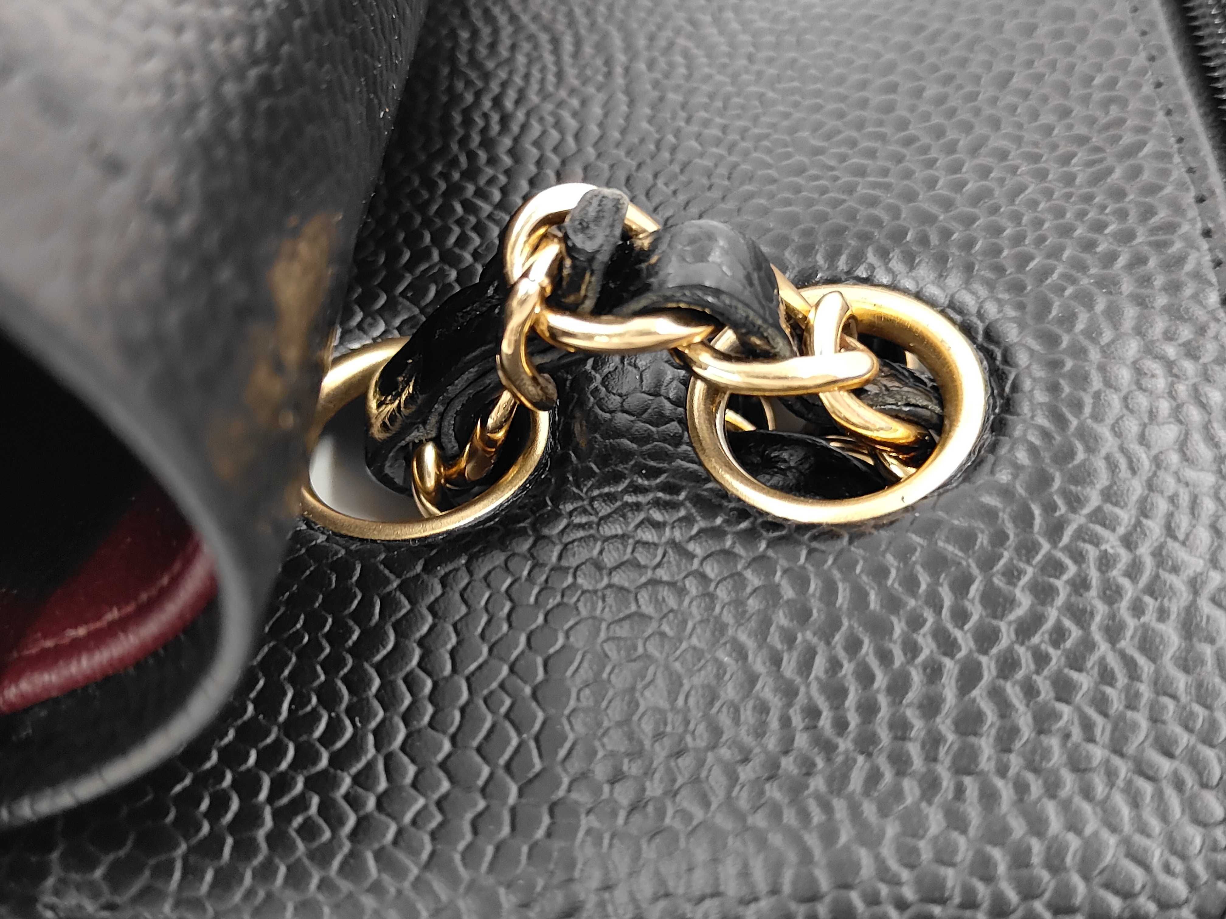 Matelassé 23 Double Flap Double Chain Caviar Shoulder Bag — view 5
