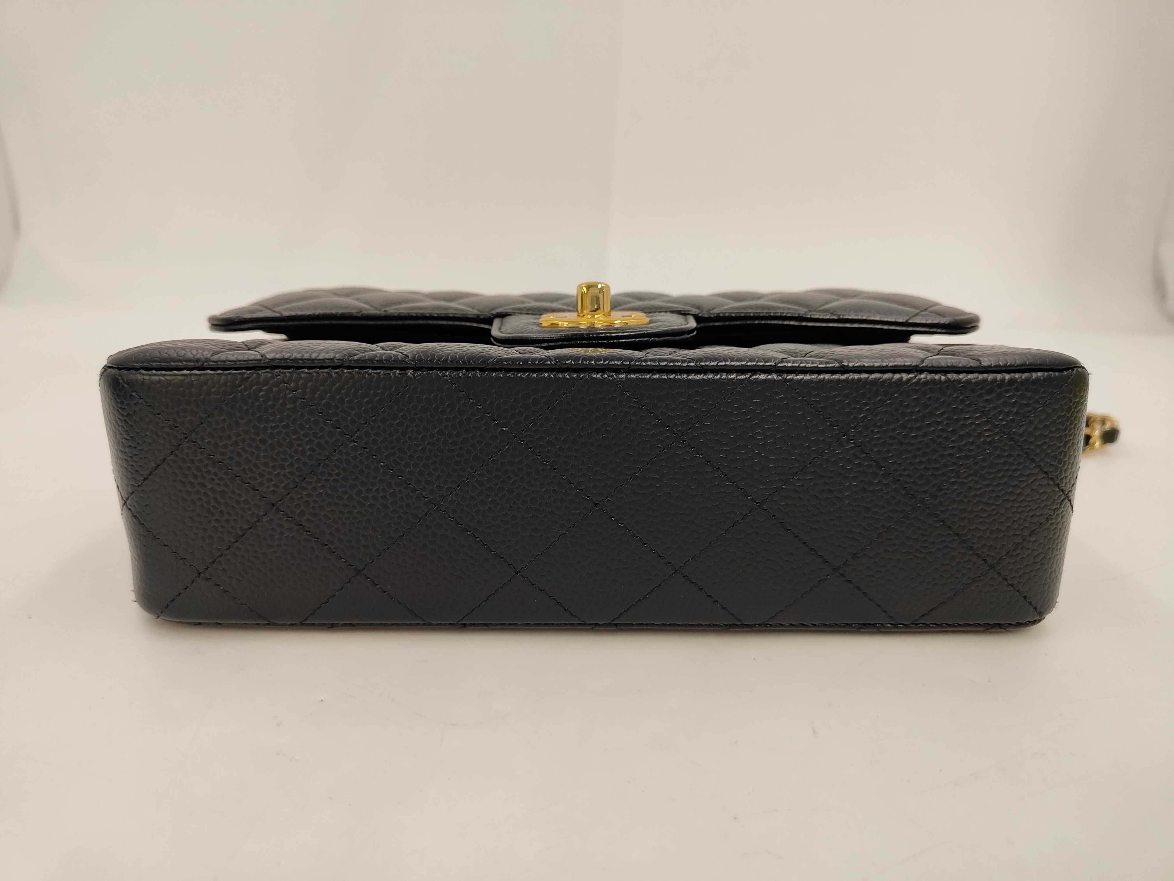 Matelassé 23 Double Flap Double Chain Caviar Shoulder Bag — view 6