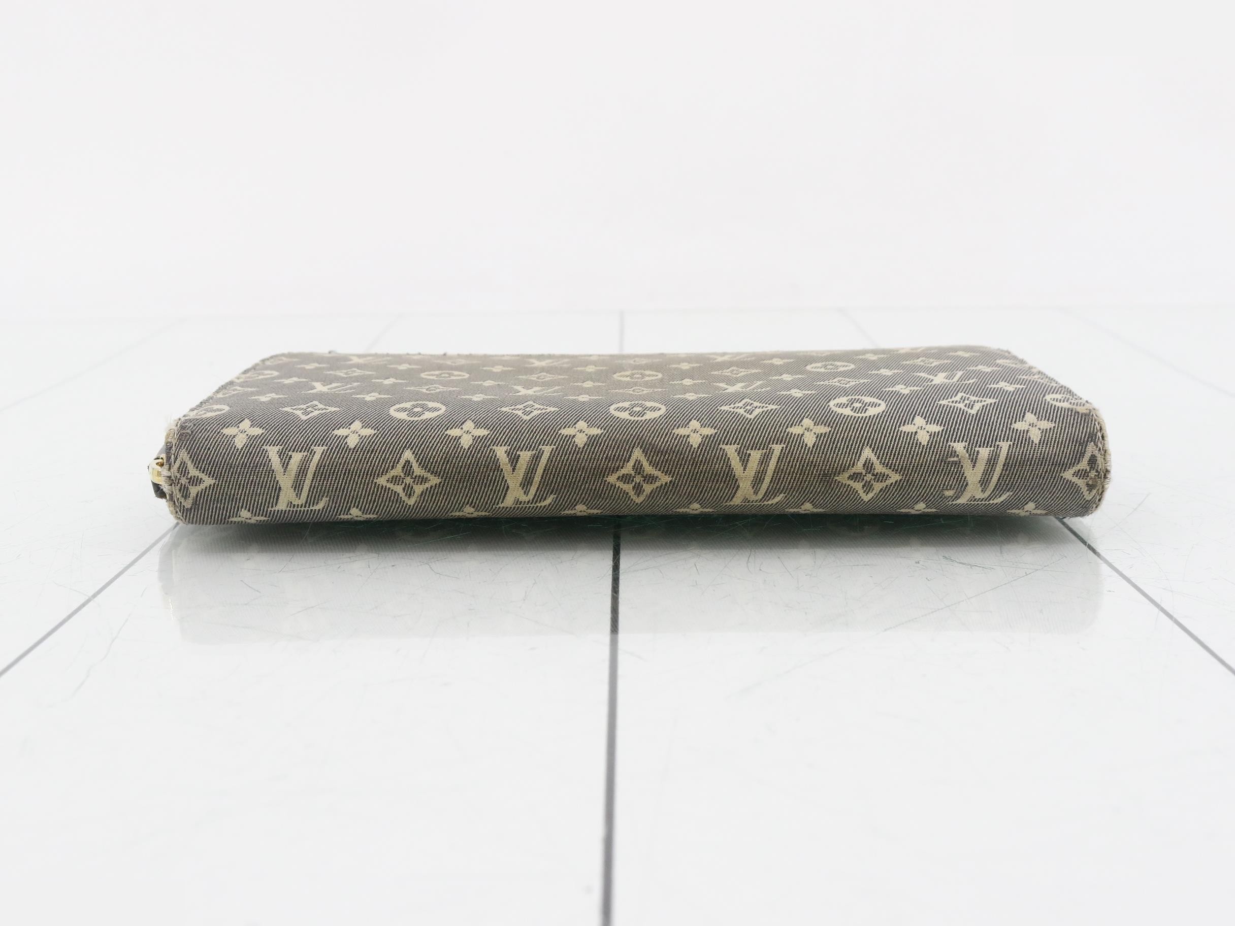 Zippy Wallet — view 3
