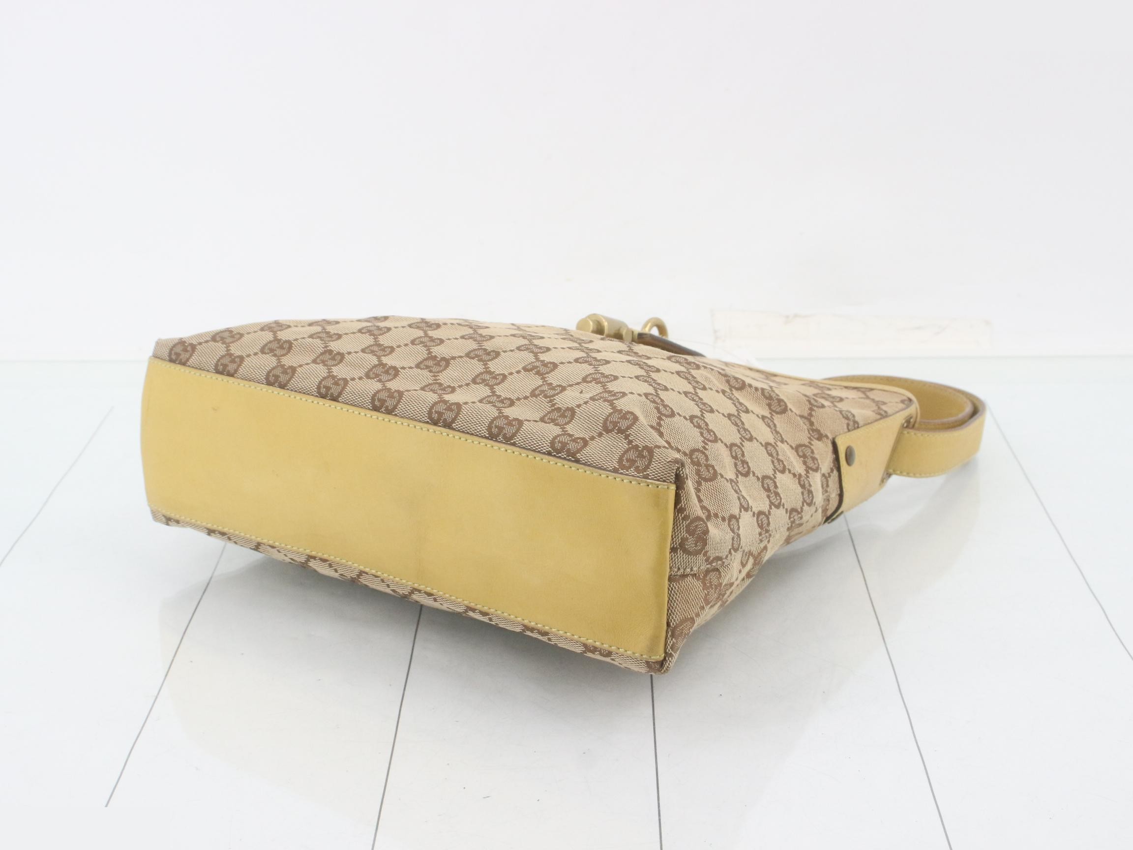 GG Canvas New Jackie Shoulder Bag — view 6