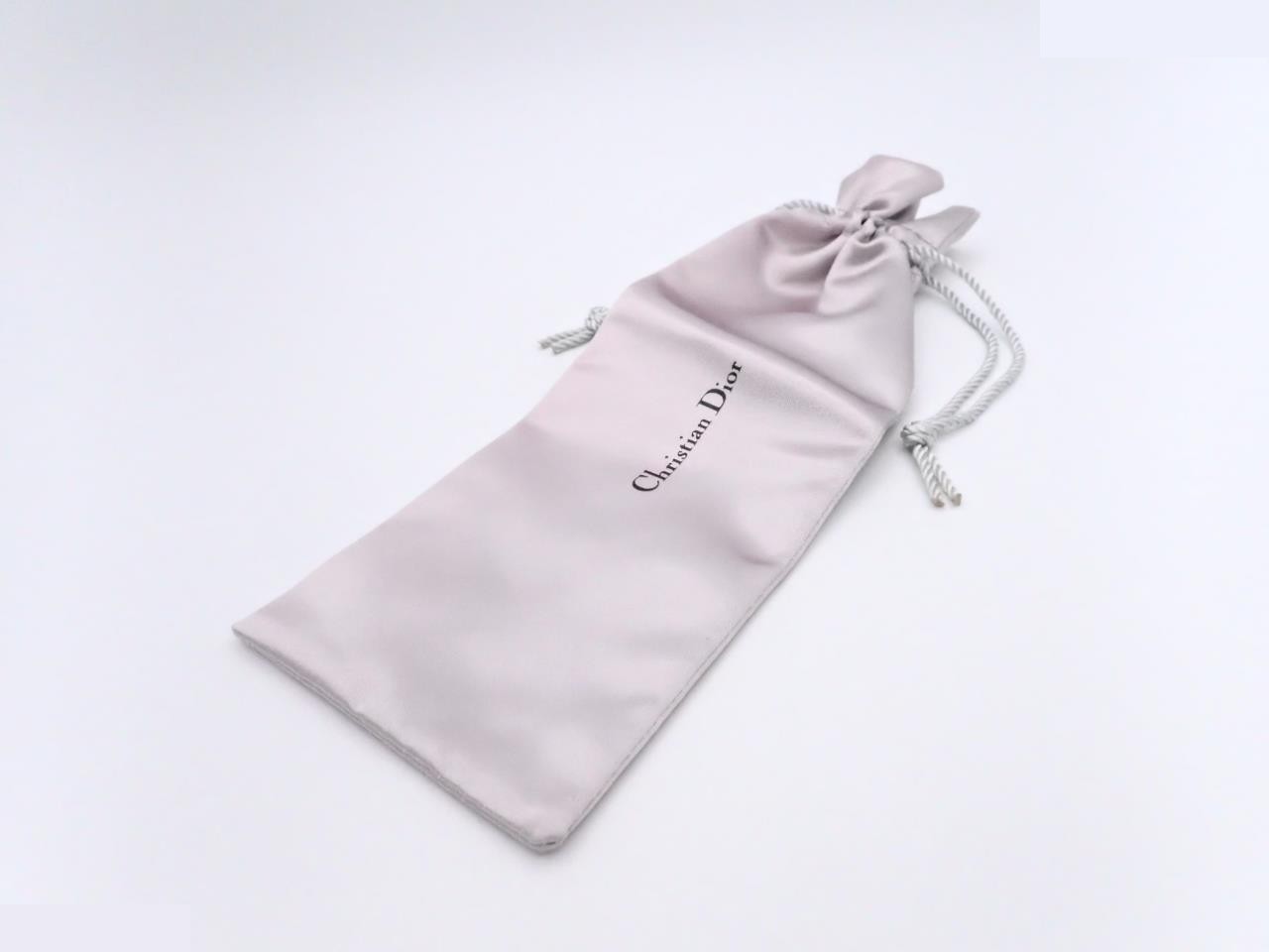 Silver-colored necklace, chain approximately 36cm long. — view 4