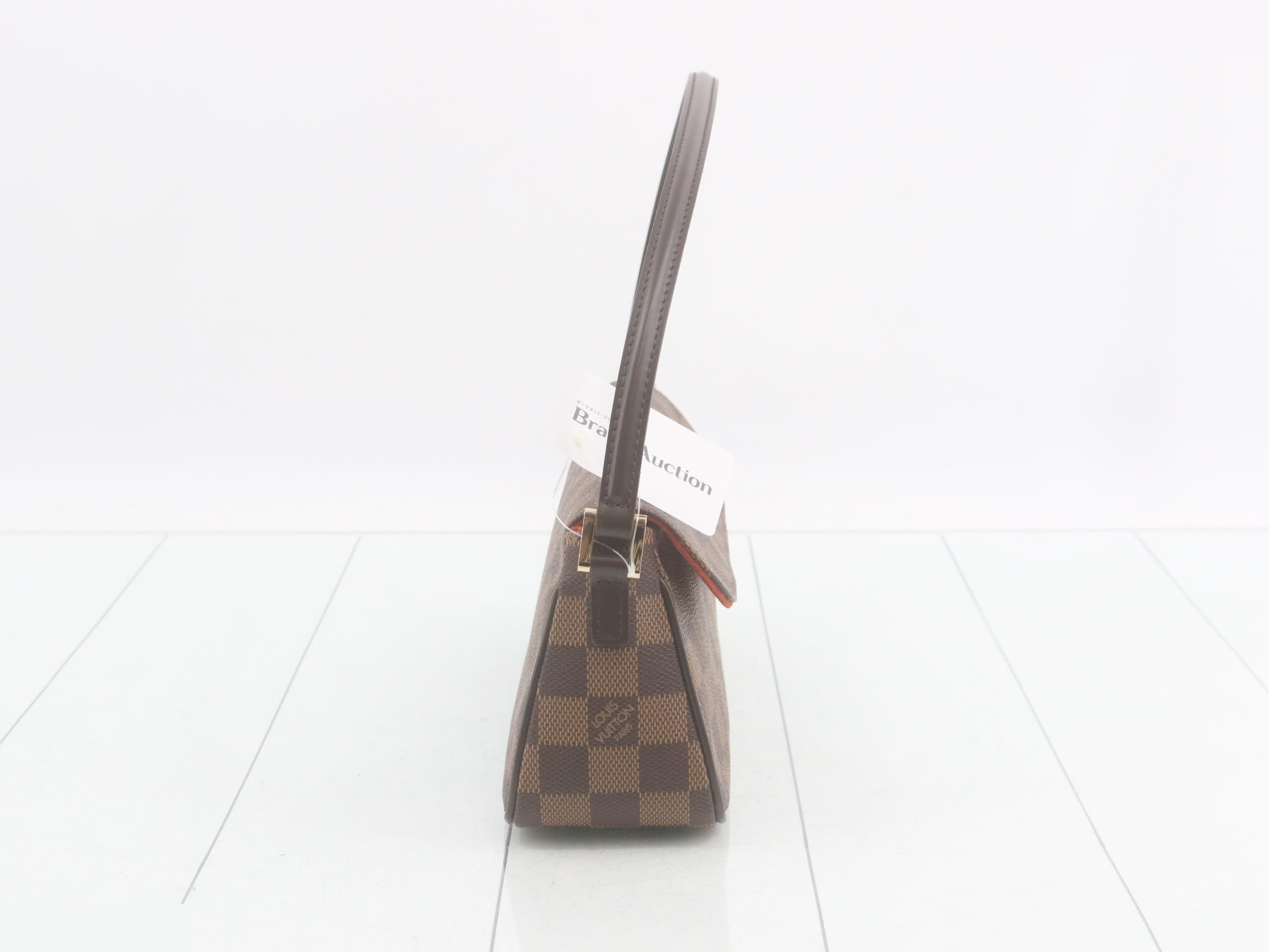 Recorder W26H11D7 — view 4