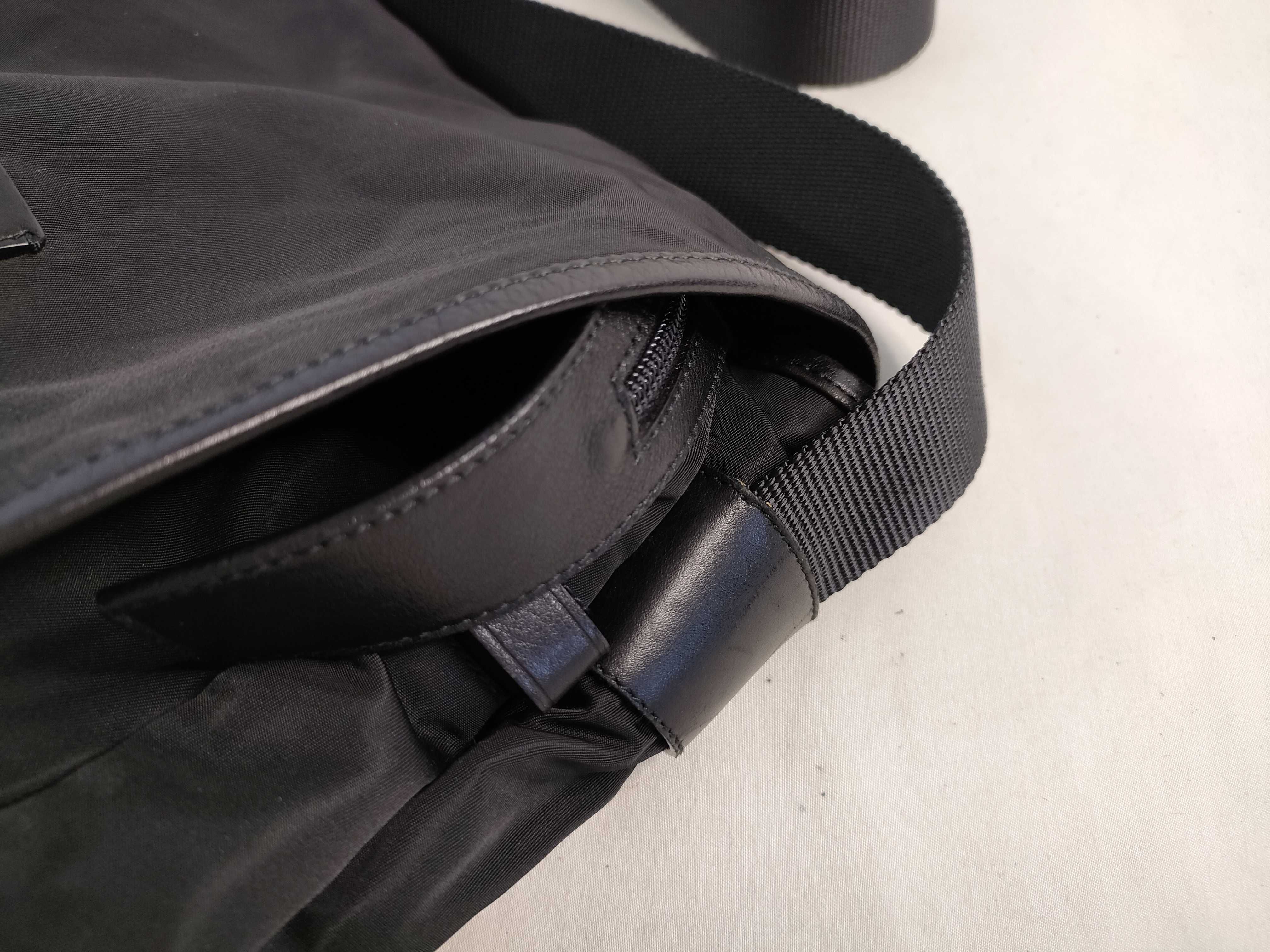 Nylon Prada Messenger Bag Nylon Black Triangle Logo Plate Shoulder Bag — view 5